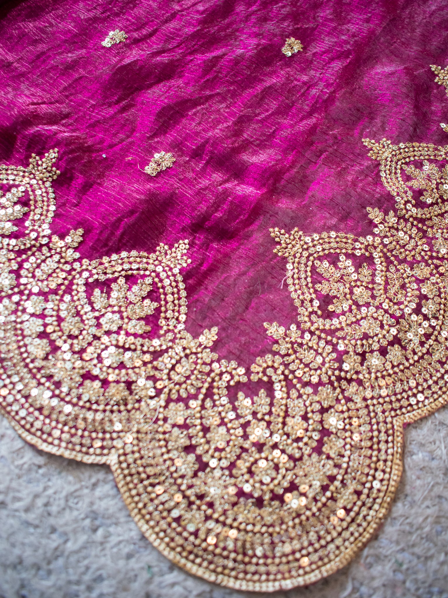 Tissue Sequin Saree With Scallop Border- Wine