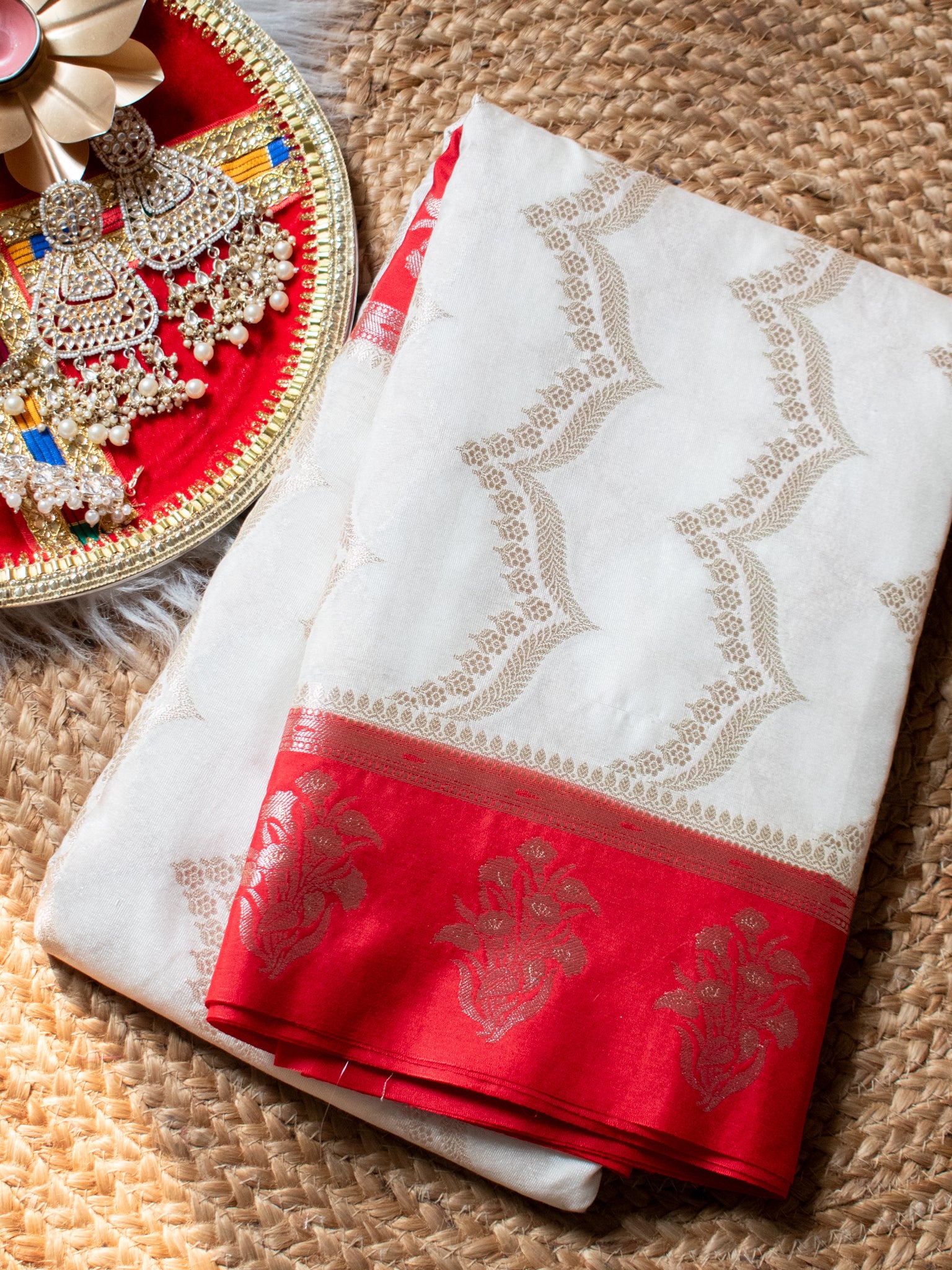 Banarasi Semi Silk Saree With Silver Zari Weaving & Contrast Border- Red & White