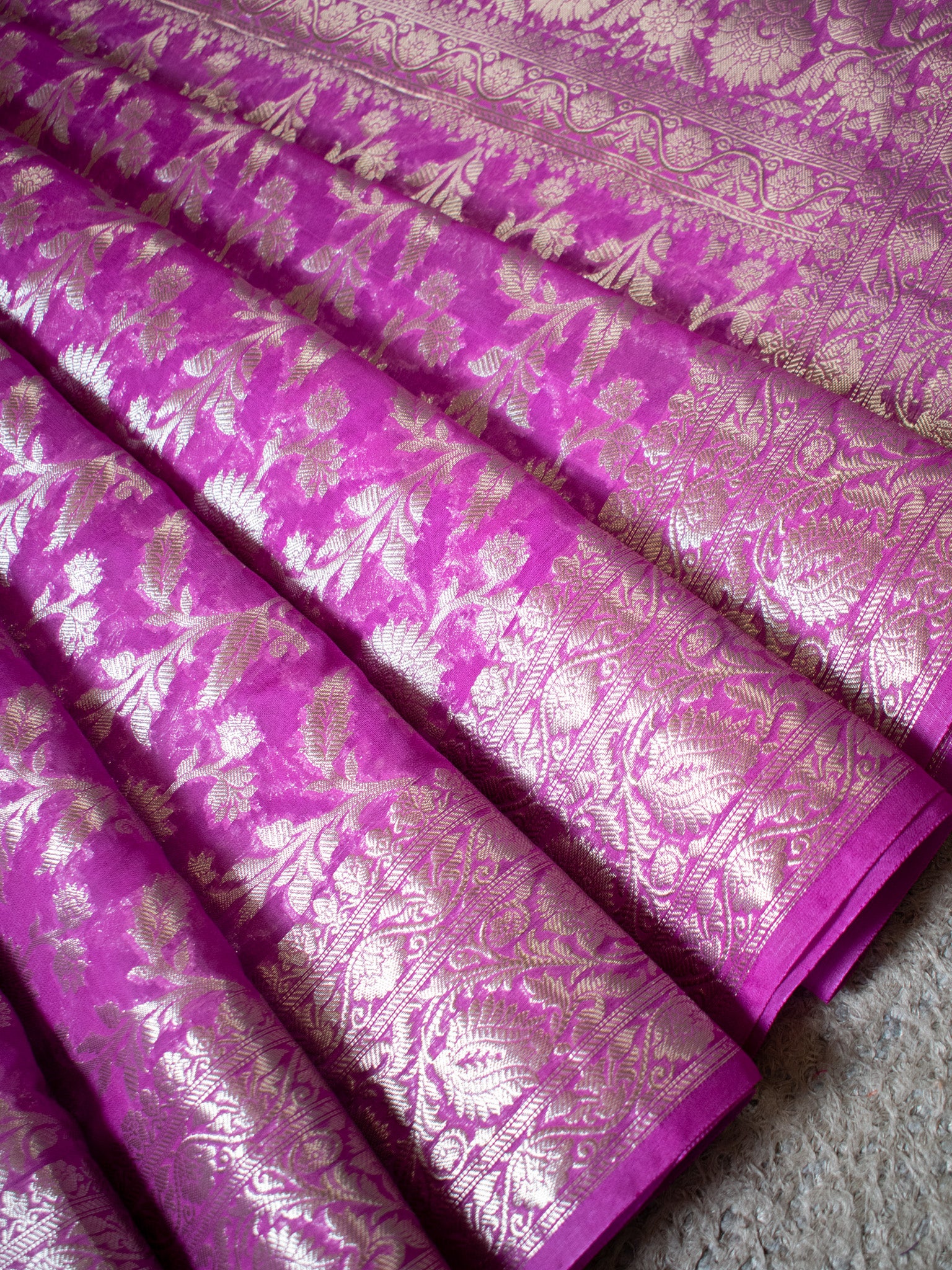 Banarasi Cotton Silk Saree With Silver Zari Weaving & Border-Lavender