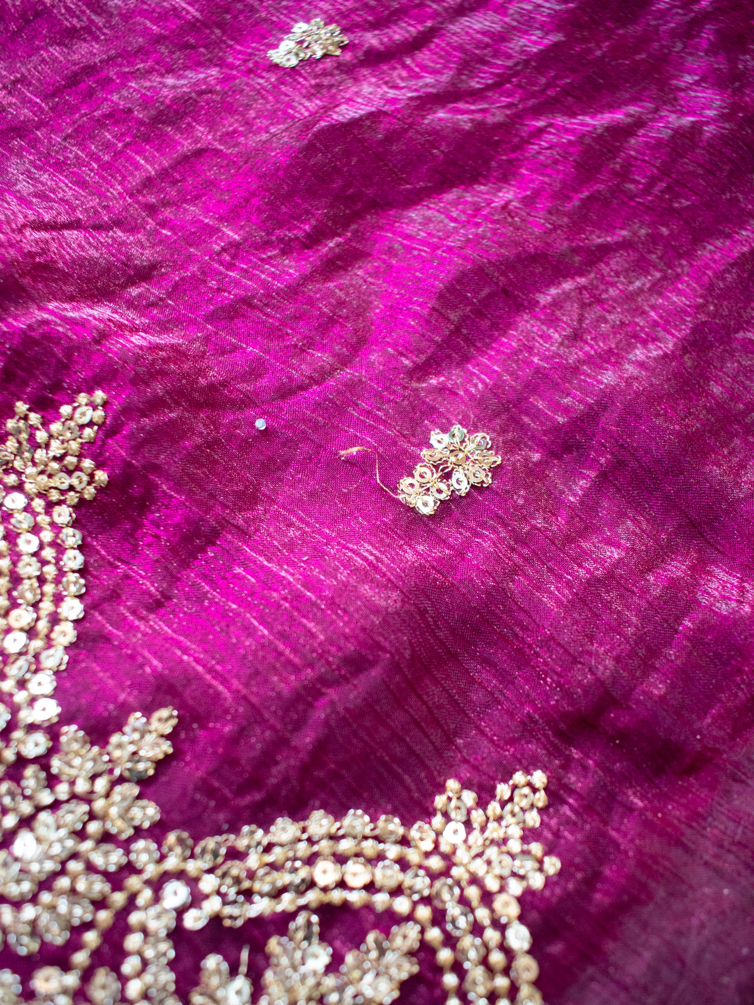 Tissue Sequin Saree With Scallop Border- Wine