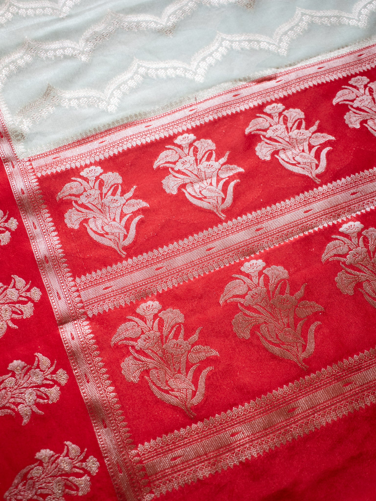 Banarasi Semi Silk Saree With Silver Zari Weaving & Contrast Border- Red & White