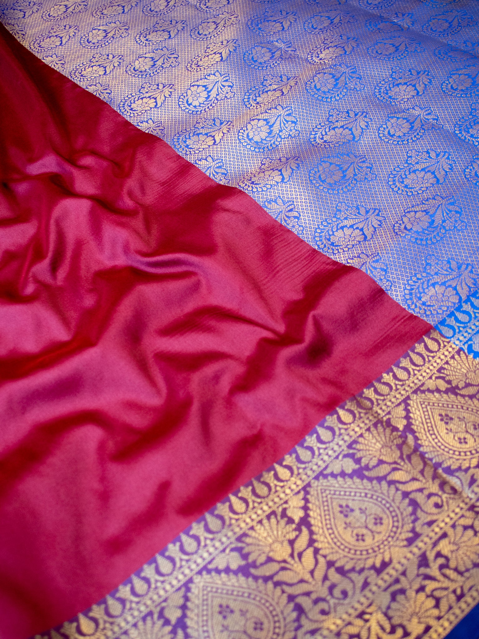 Banarasi Plain Semi Silk Saree With Contrast Pallu-Red