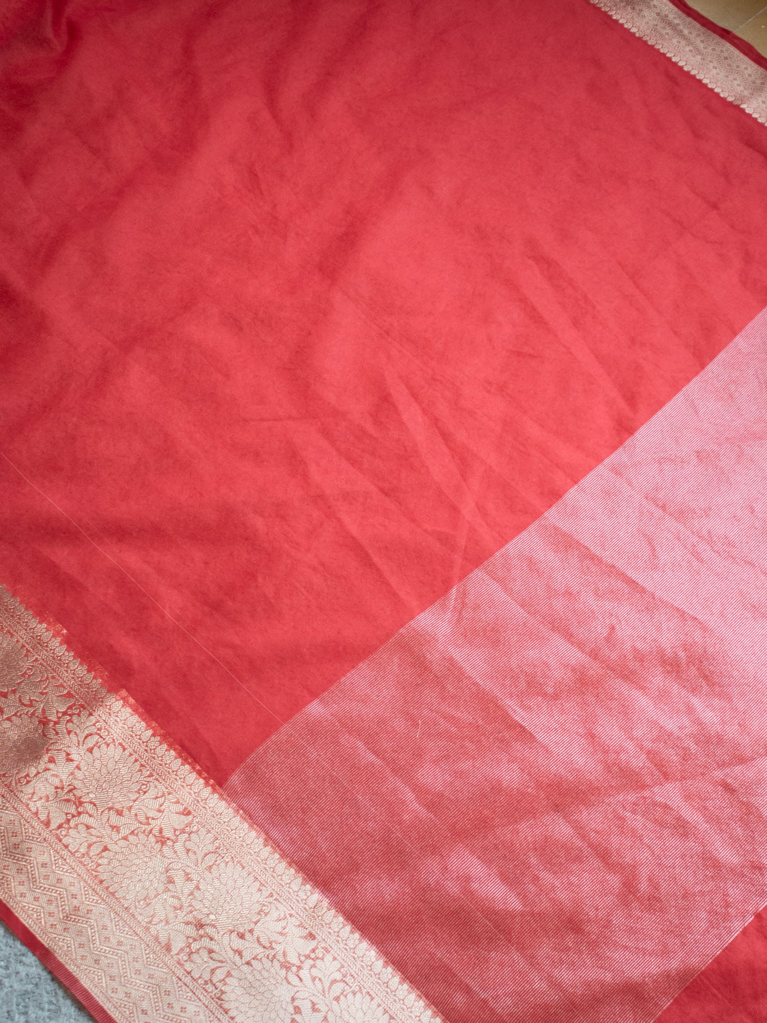 Banarasi Organza Saree With Zari Weaving Border- Red