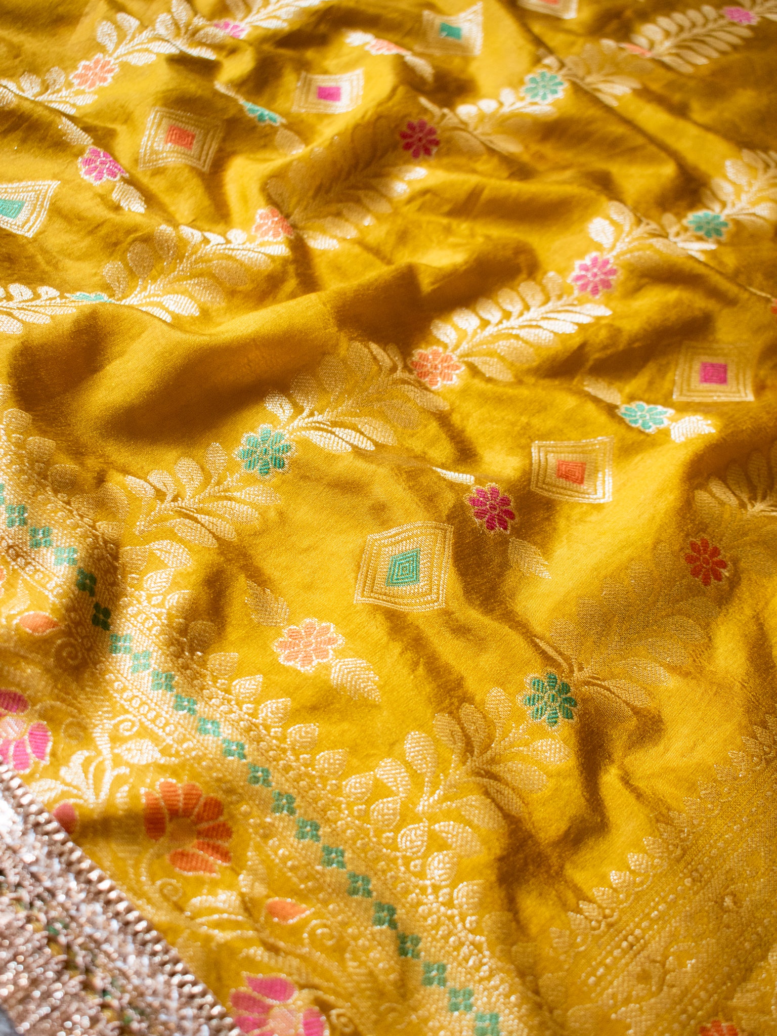 Banarasi Semi Silk Saree With Weaving & Lace Border- Yellow