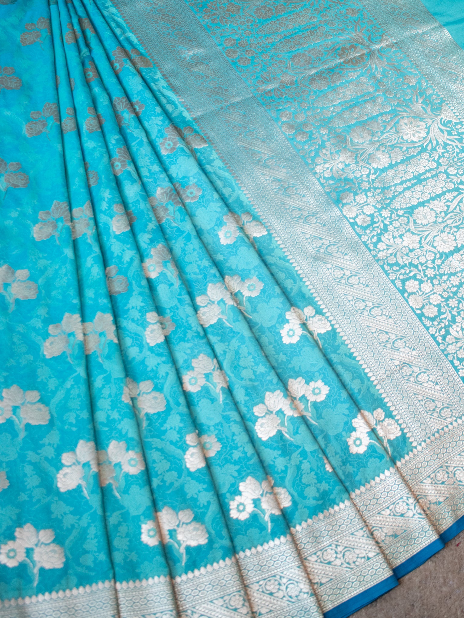 Banarasi Art Katan Silk Saree With Zari Buta Weaving & Tanchoi Weaving- Blue