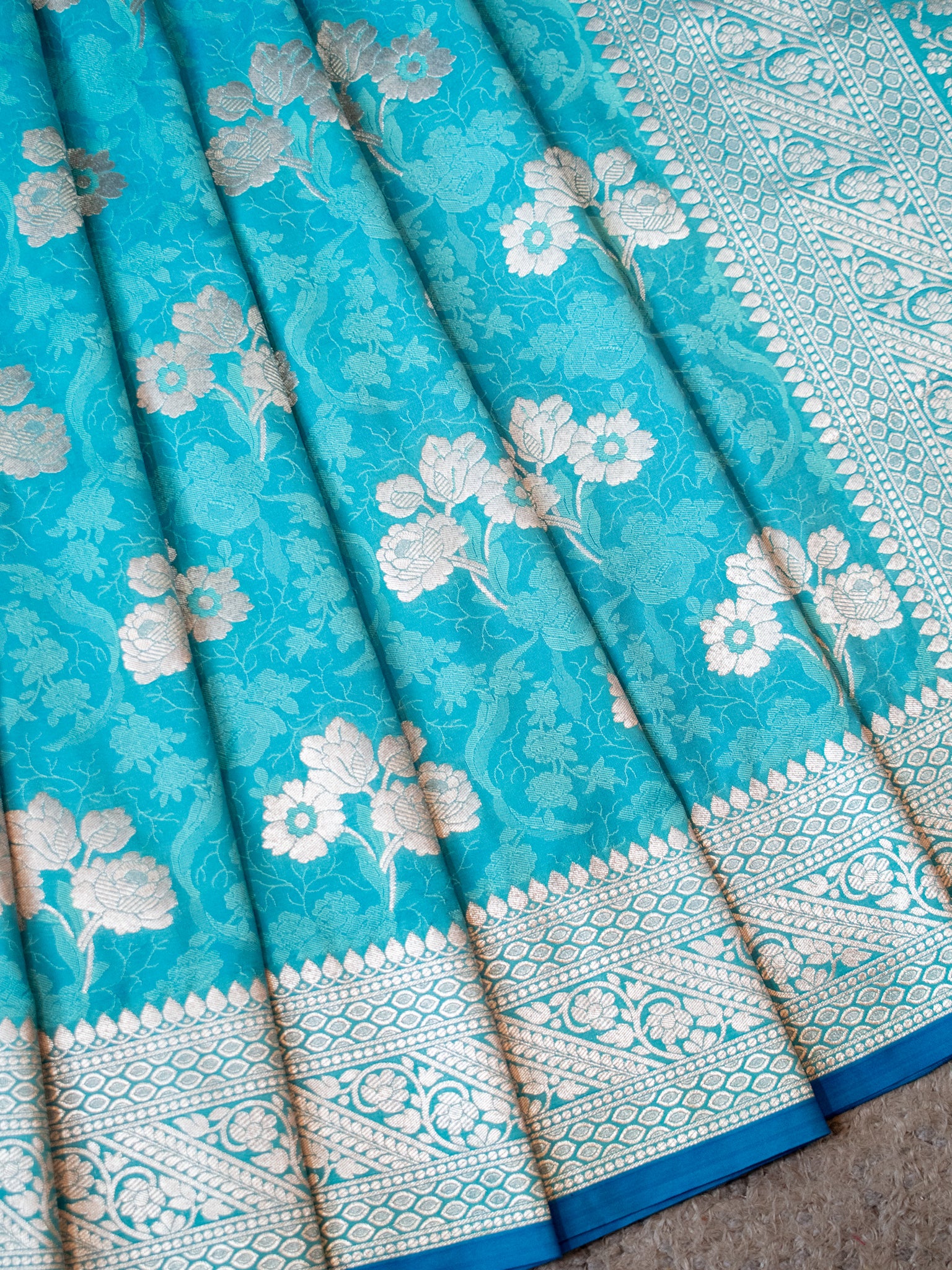 Banarasi Art Katan Silk Saree With Zari Buta Weaving & Tanchoi Weaving- Blue