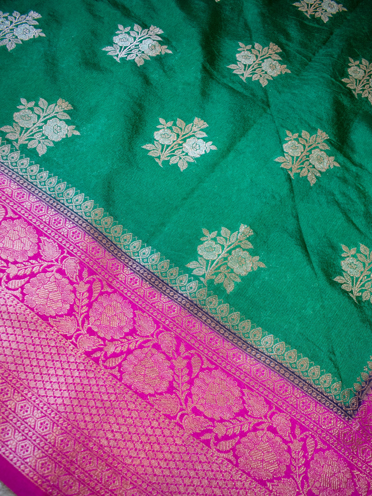 Banarasi Cotton Silk Saree With Contrast Border - Green