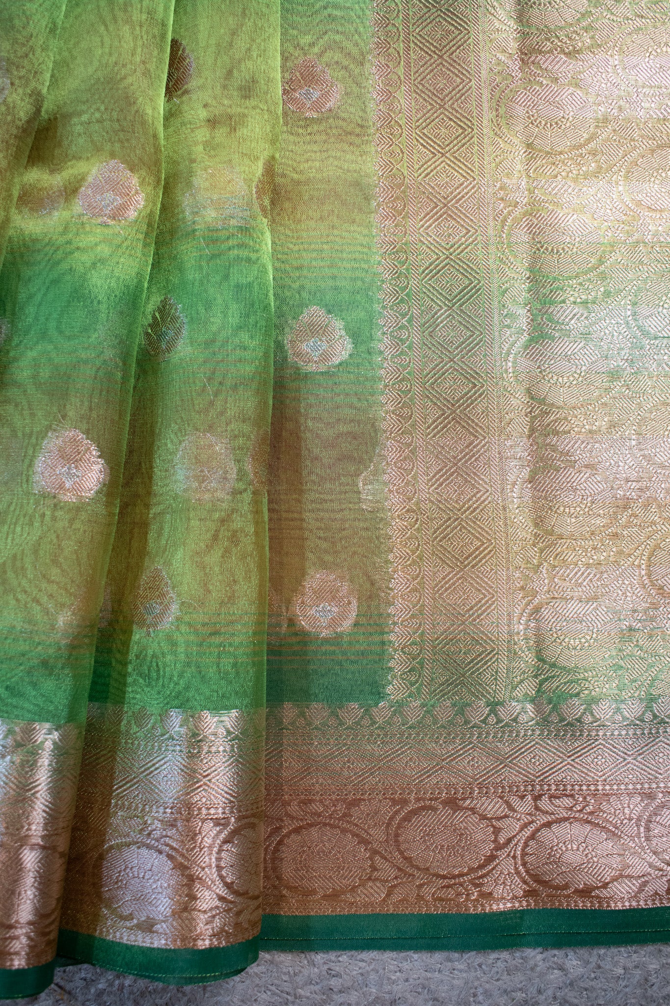 Banarasi Shaded Tissue Saree With Buti & Zari Border - Green