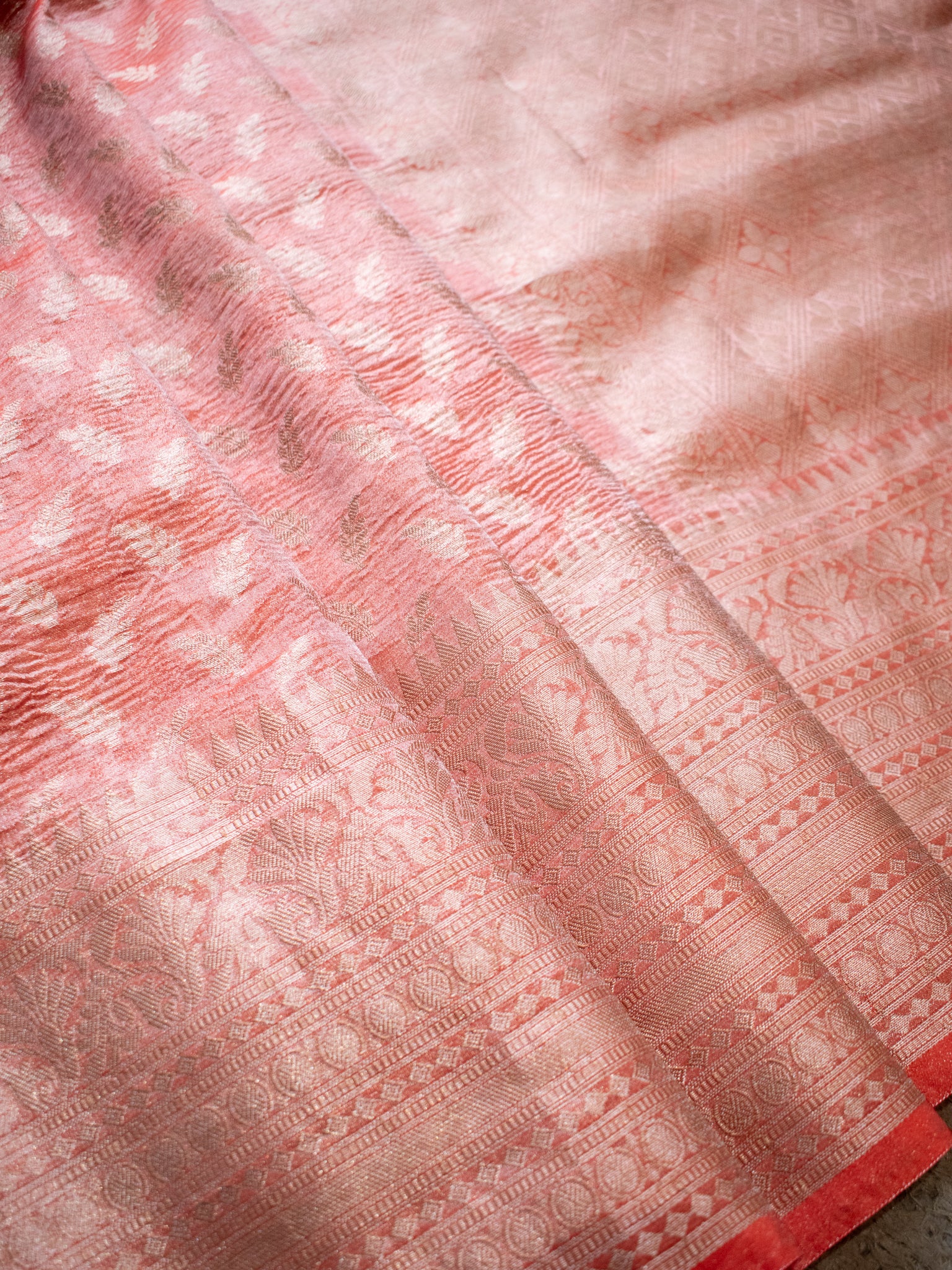 Banarasi Crushed Tissue Saree With Zari Buti Weaving & Border- Red