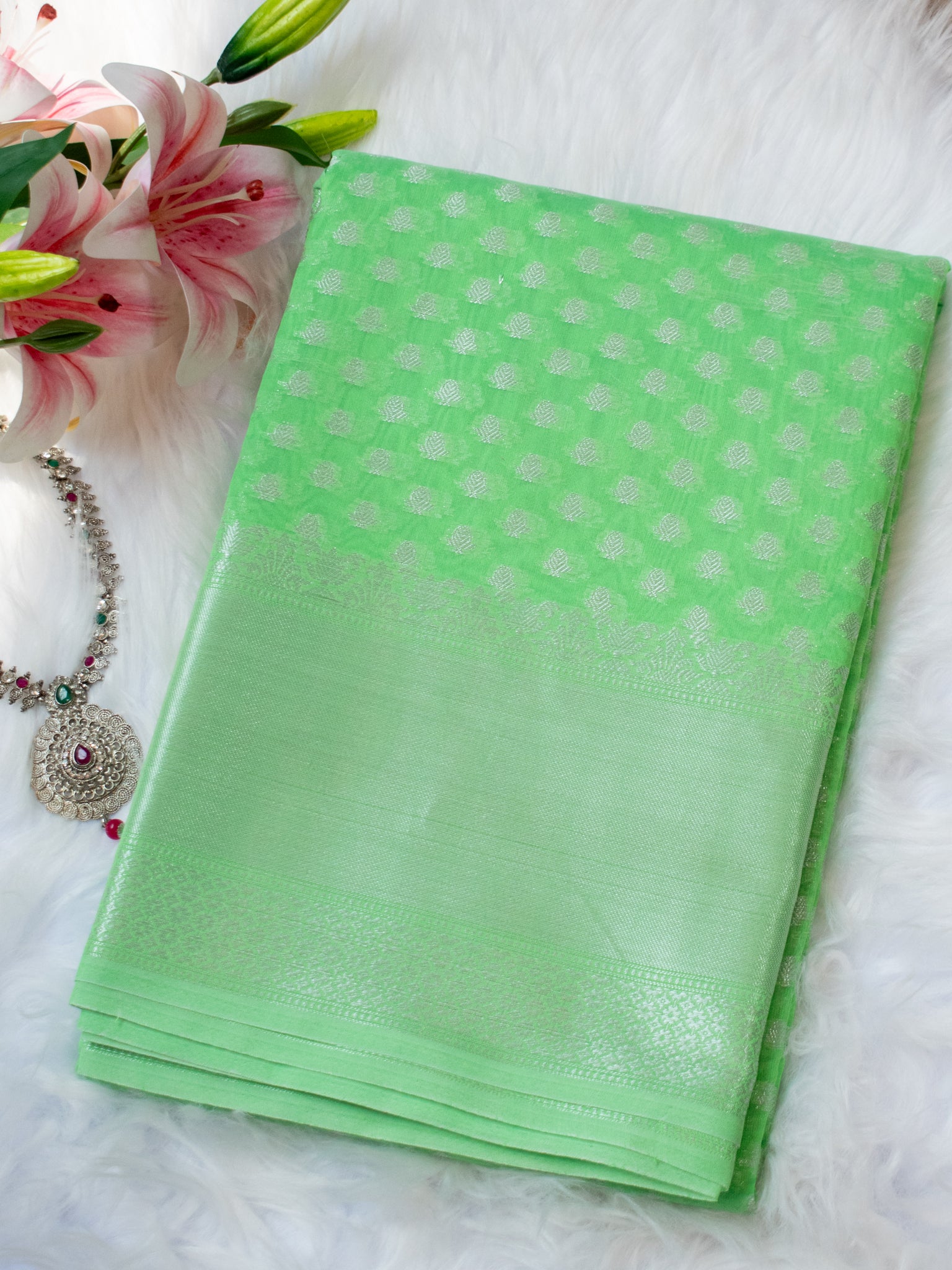 Banarasi Cotton Silk Saree With Silver Zari Buti Weaving & Border -Green