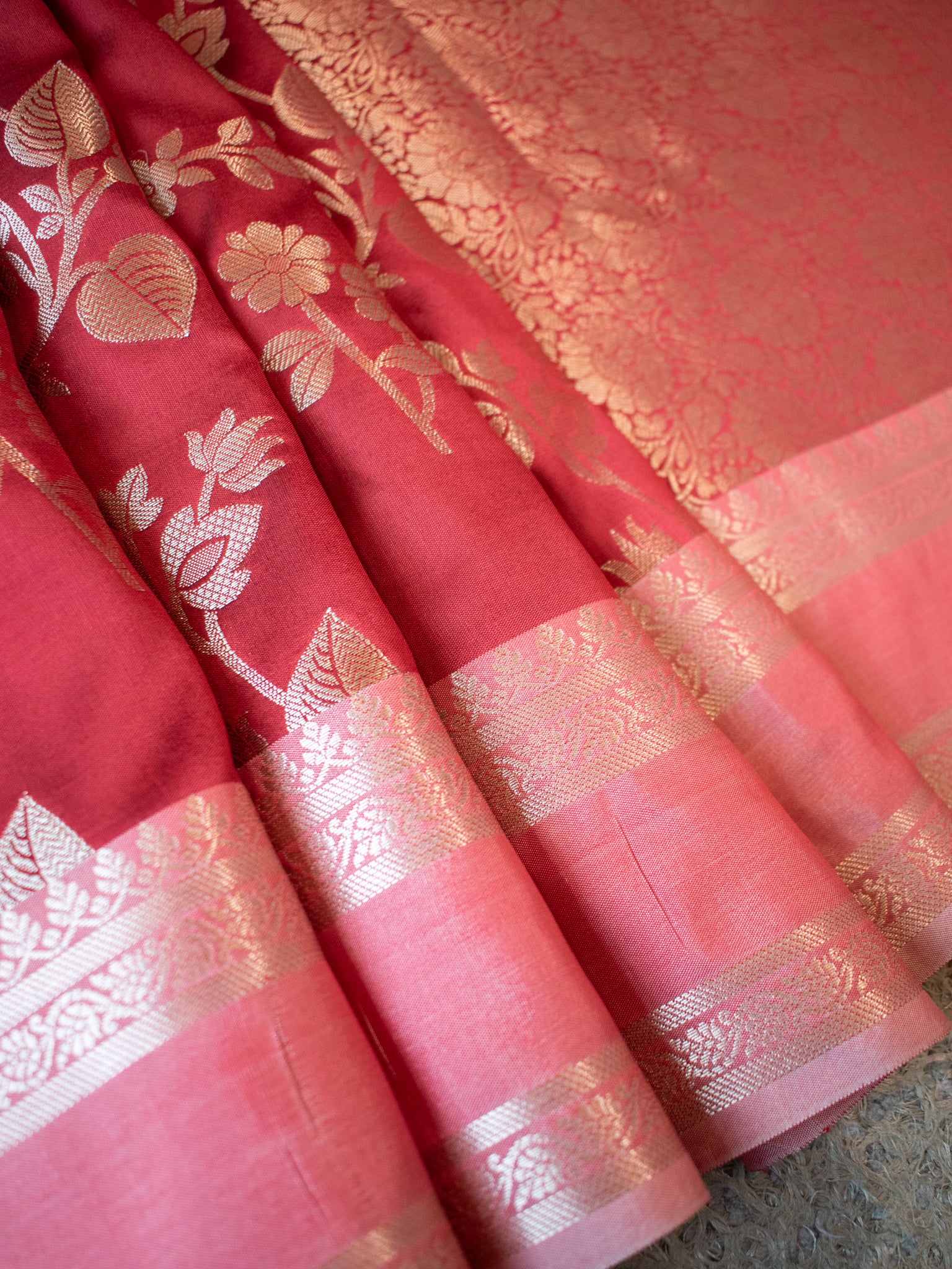 Banarasi Semi Silk Saree With Border - Red