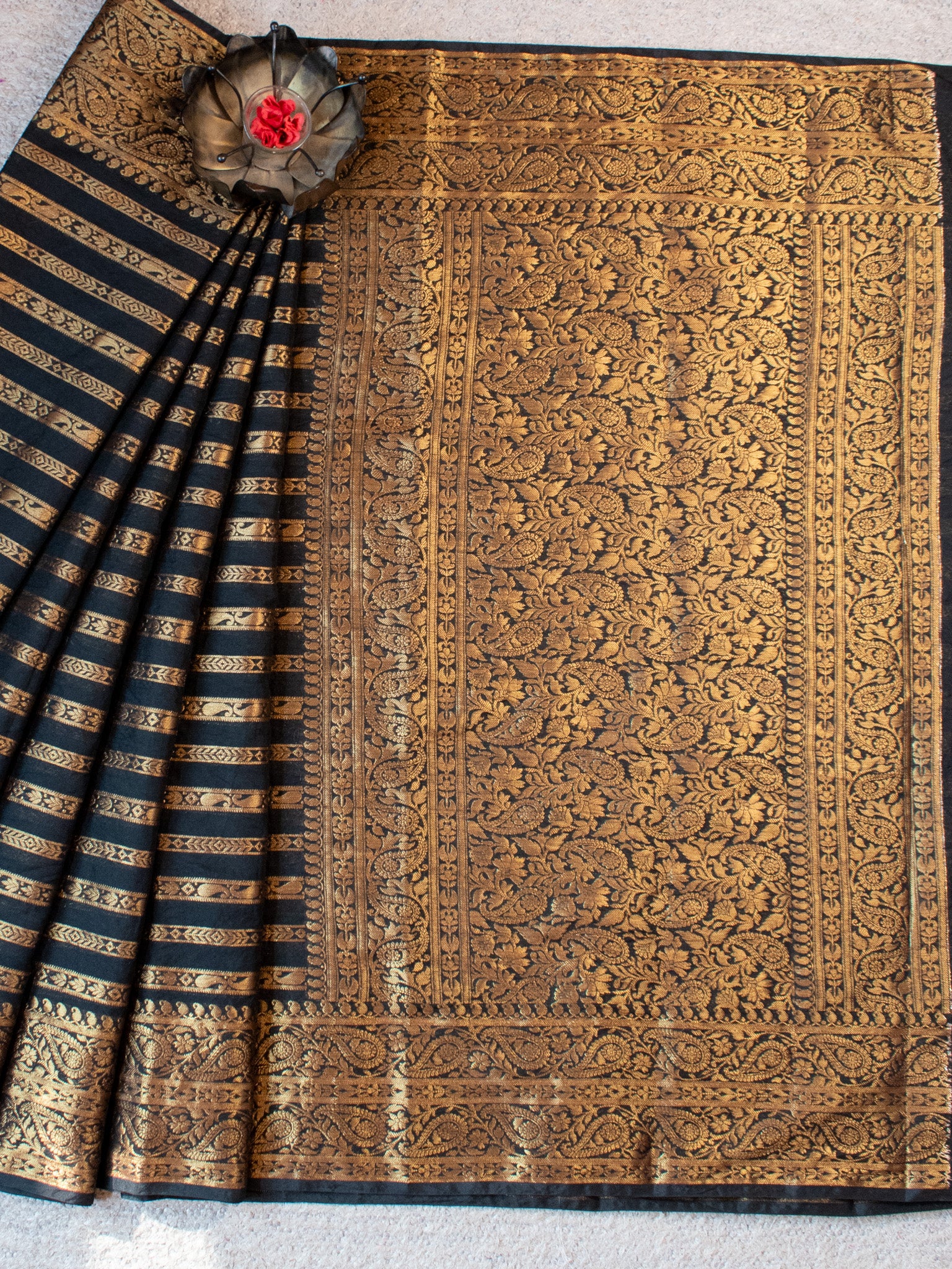 Banarasi Cotton Silk Saree With Copper Zari Border-Black