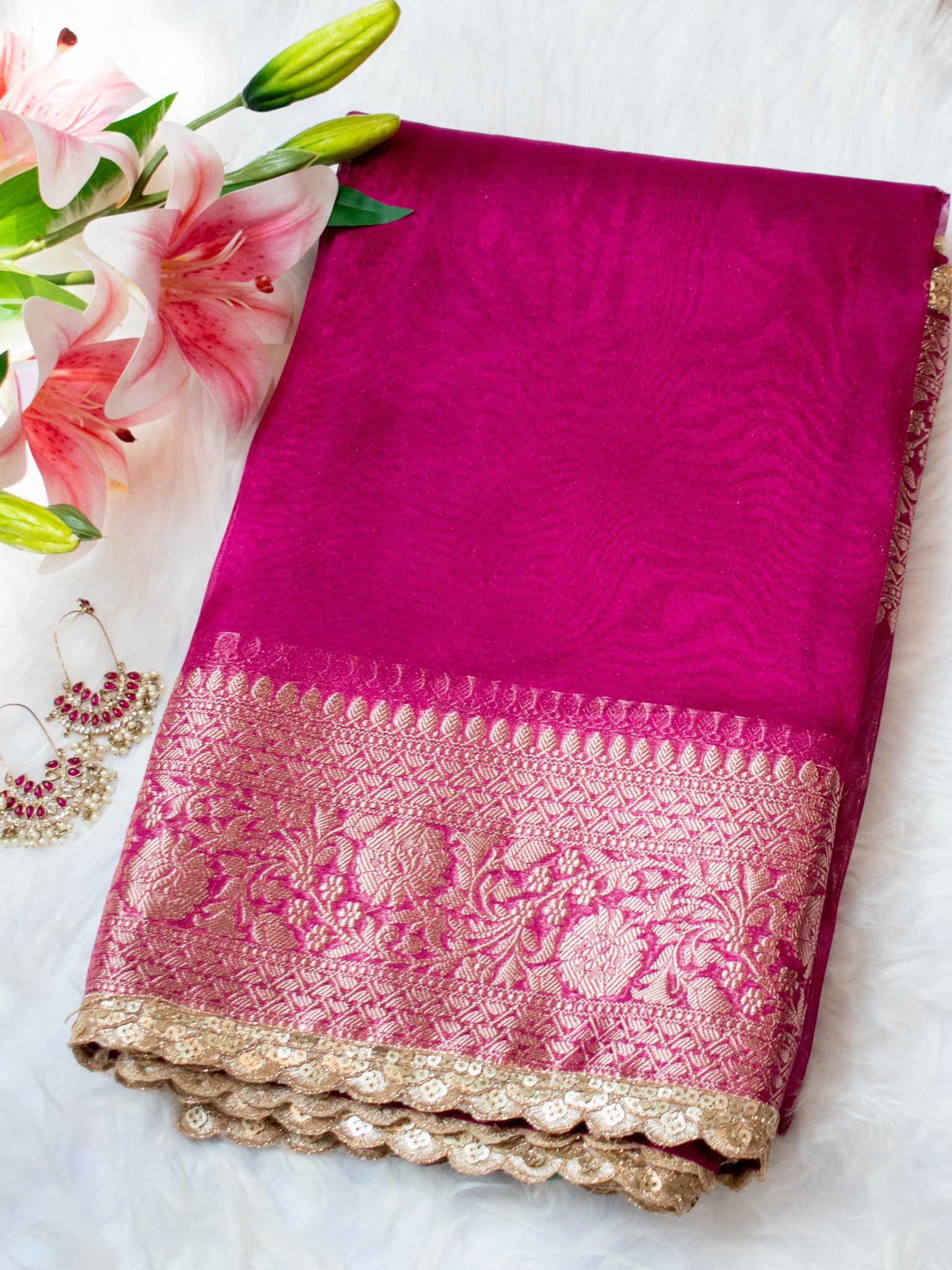Banarasi Tissue Saree With Lace Border - Magenta