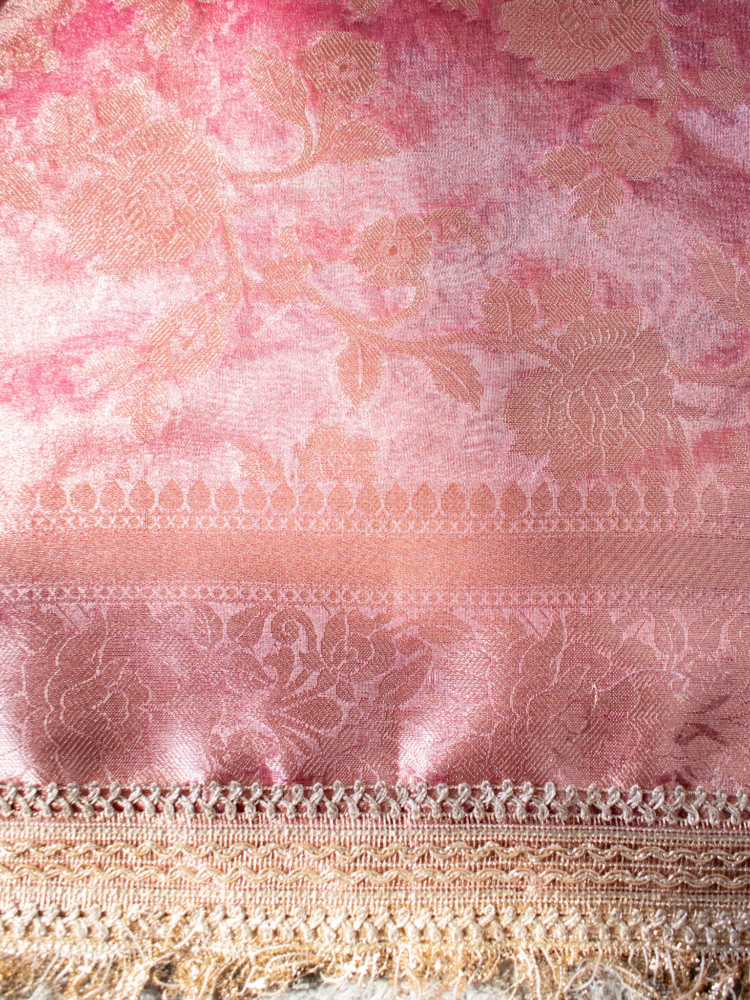 Banarasi Tissue Saree With Zari Weaving & Lace Border - Pink