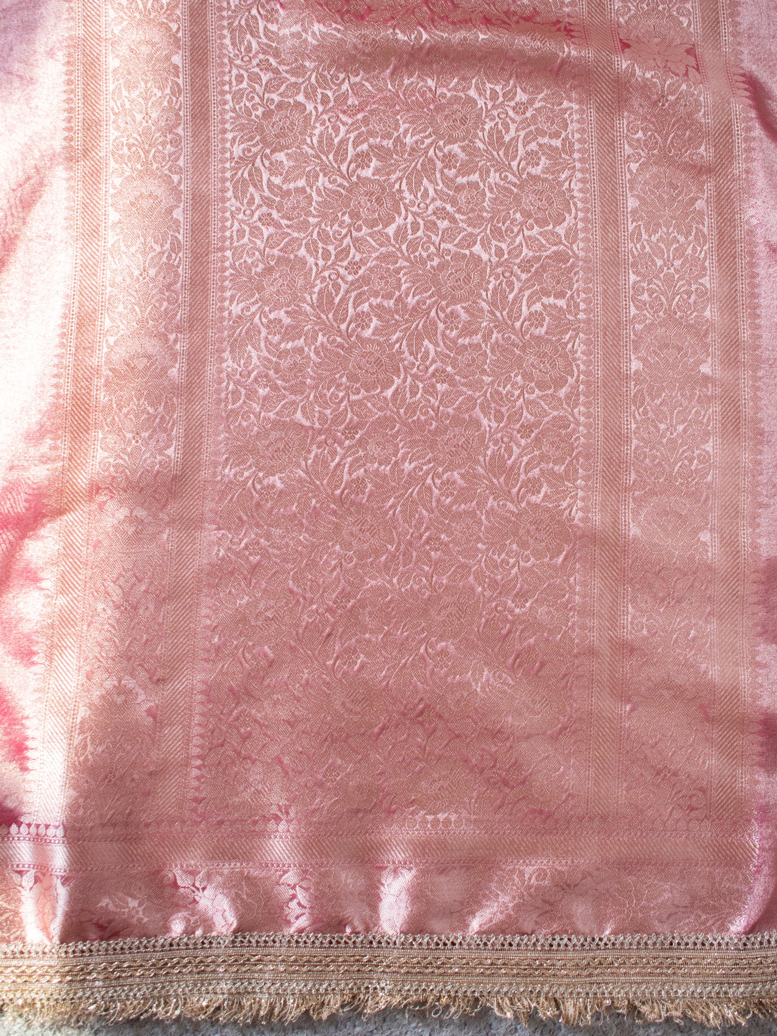 Banarasi Tissue Saree With Zari Weaving & Lace Border - Pink
