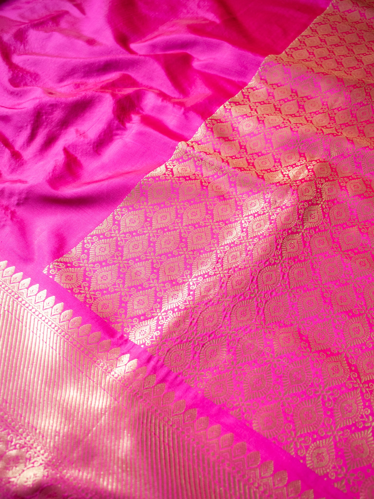 Banarasi Plain Cotton Silk Saree With Zari Border- Magenta
