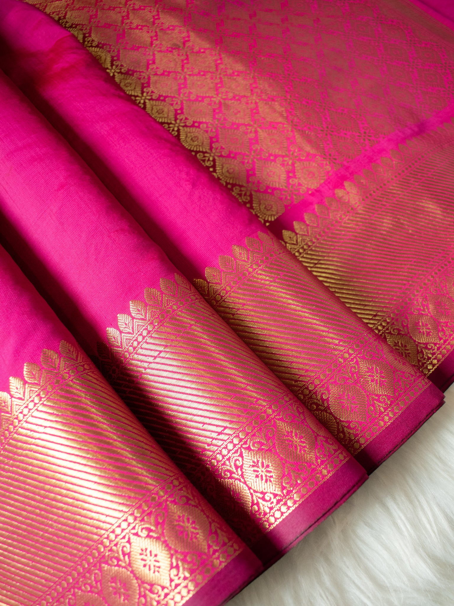 Banarasi Plain Cotton Silk Saree With Zari Border- Magenta