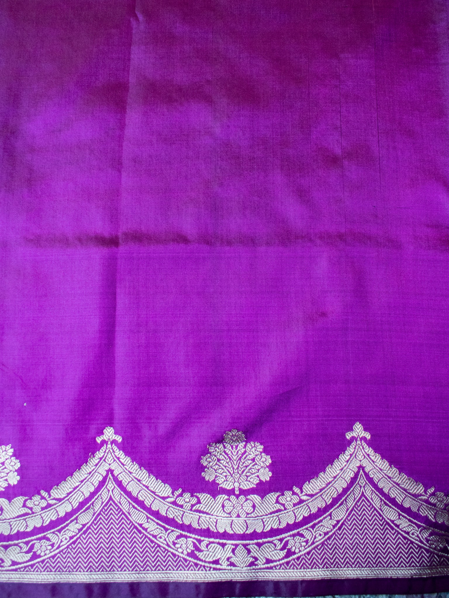 Banarasi Pure Katan Saree With Buti & Border- Purple