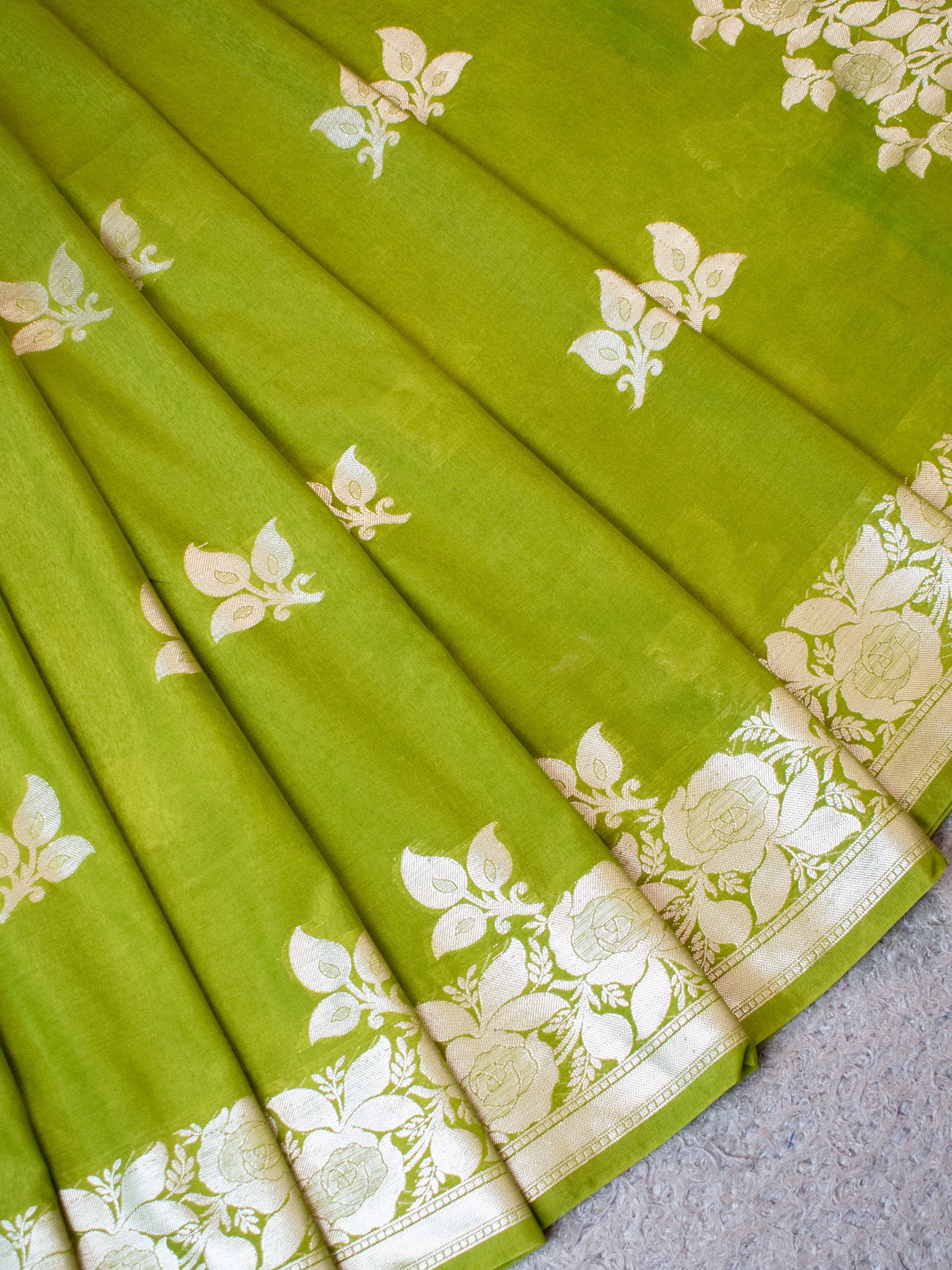 Banarasi  Cotton Silk Saree Silver Zari Weaving With Border-Green