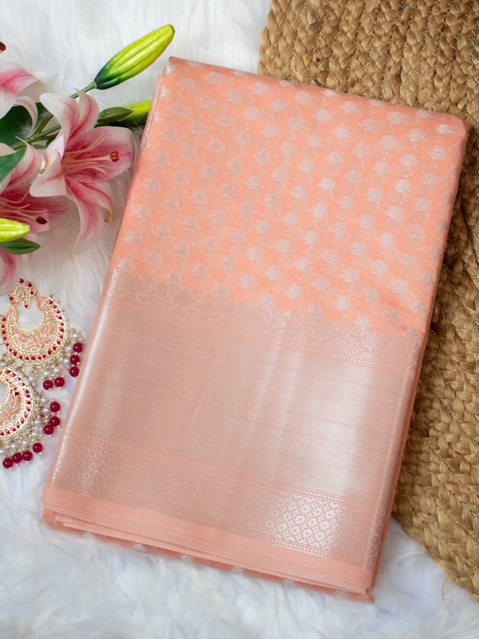 Banarasi Cotton Silk Saree With Silver Zari Buti Weaving & Border - Peach