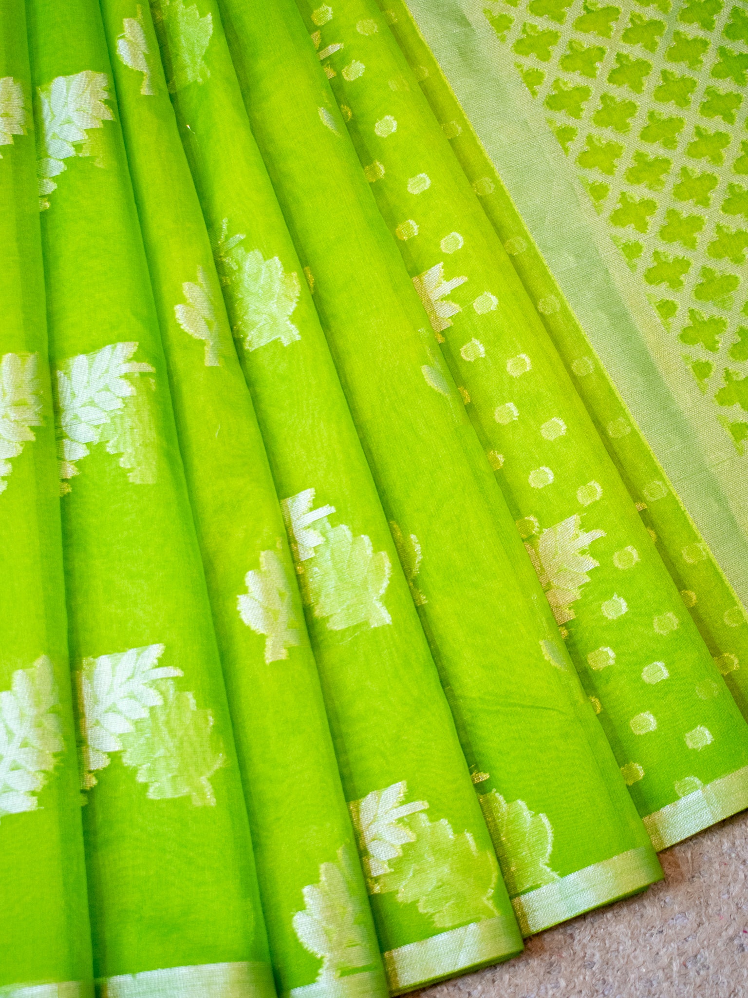 Banarasi Organza Saree With Zari Border- Green