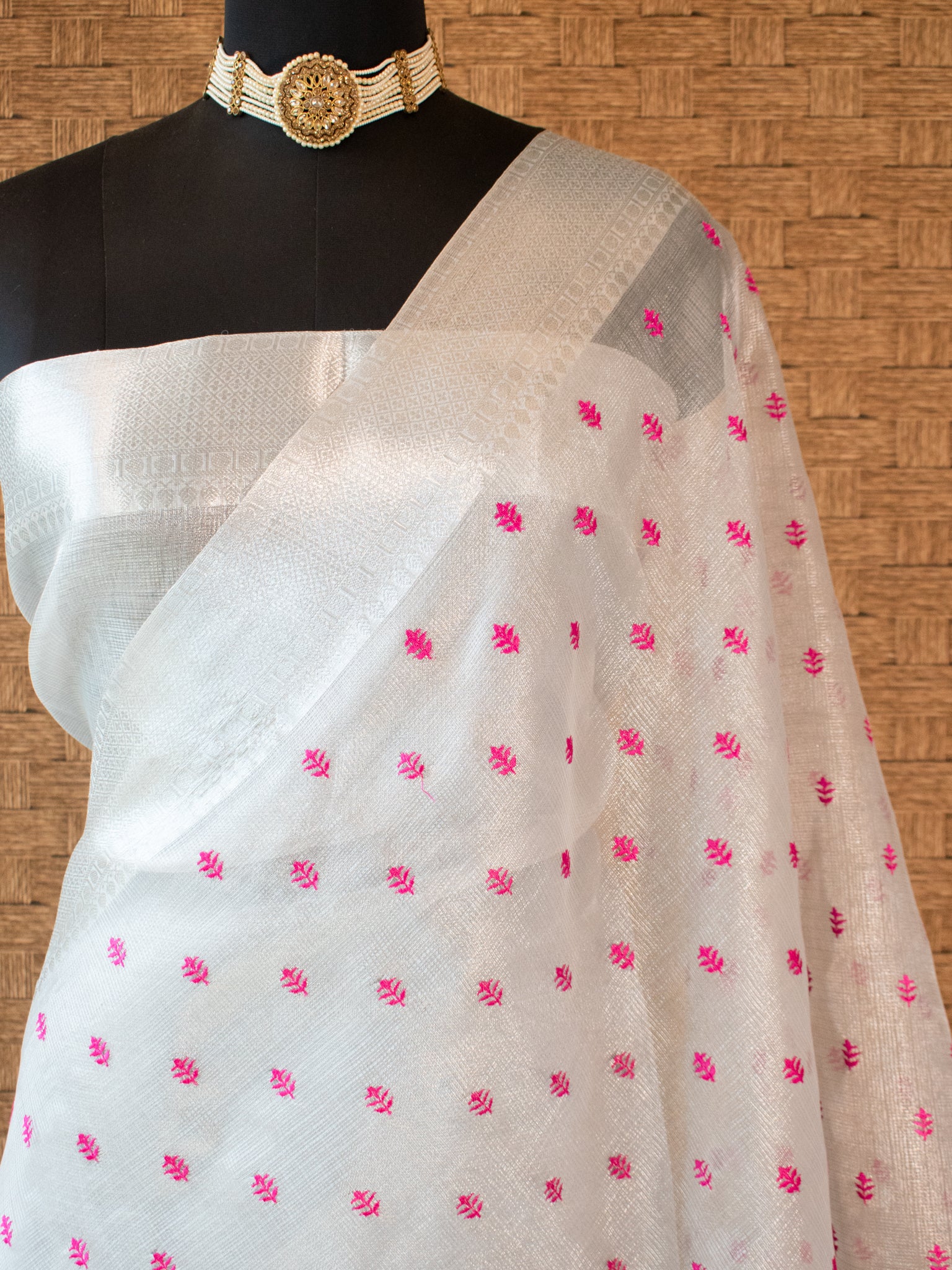 Banarasi Kota Check Saree With Embroidery & Border - Silver
