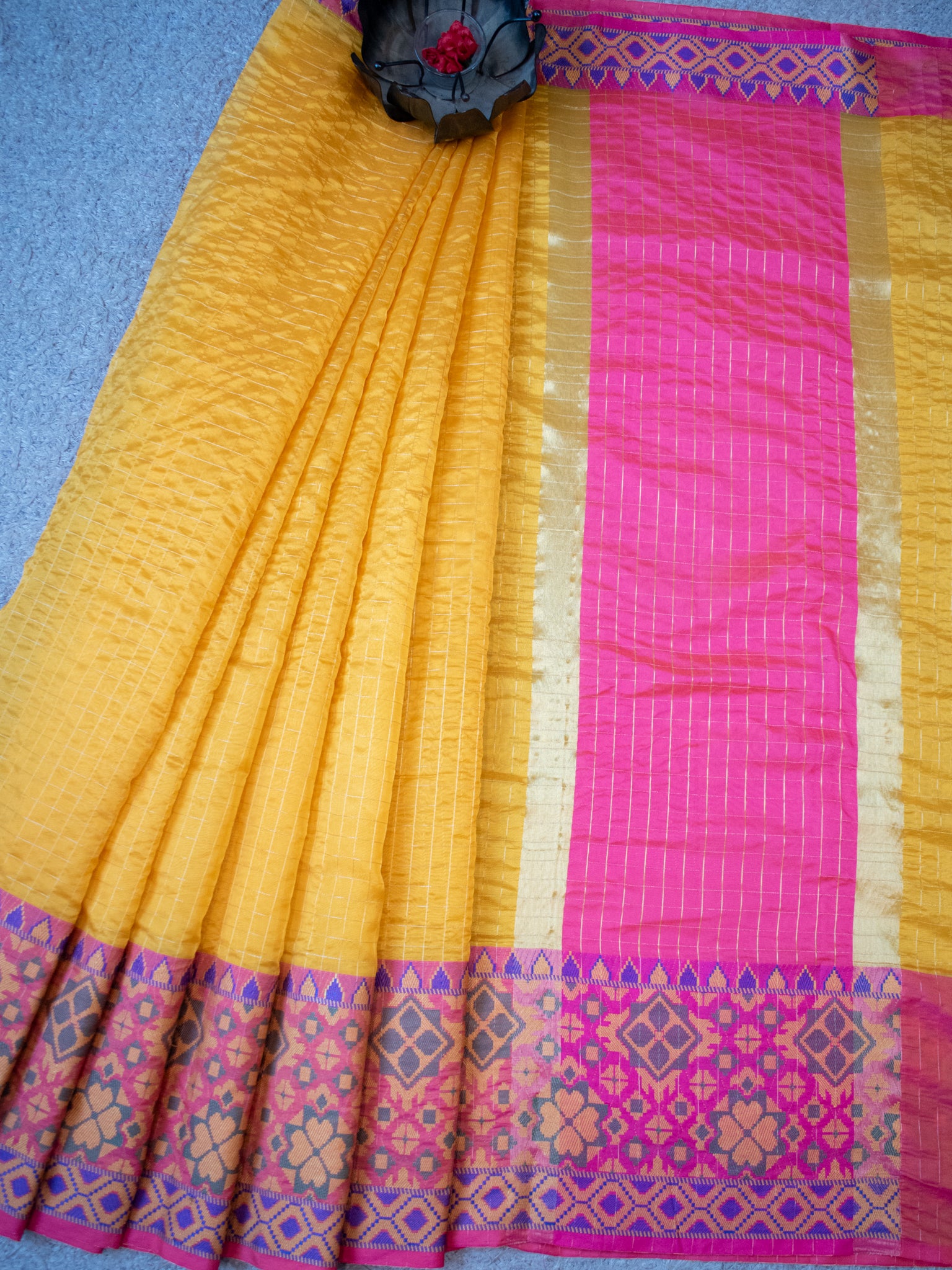 Banarasi Organza Saree With Contrast Border - Yellow