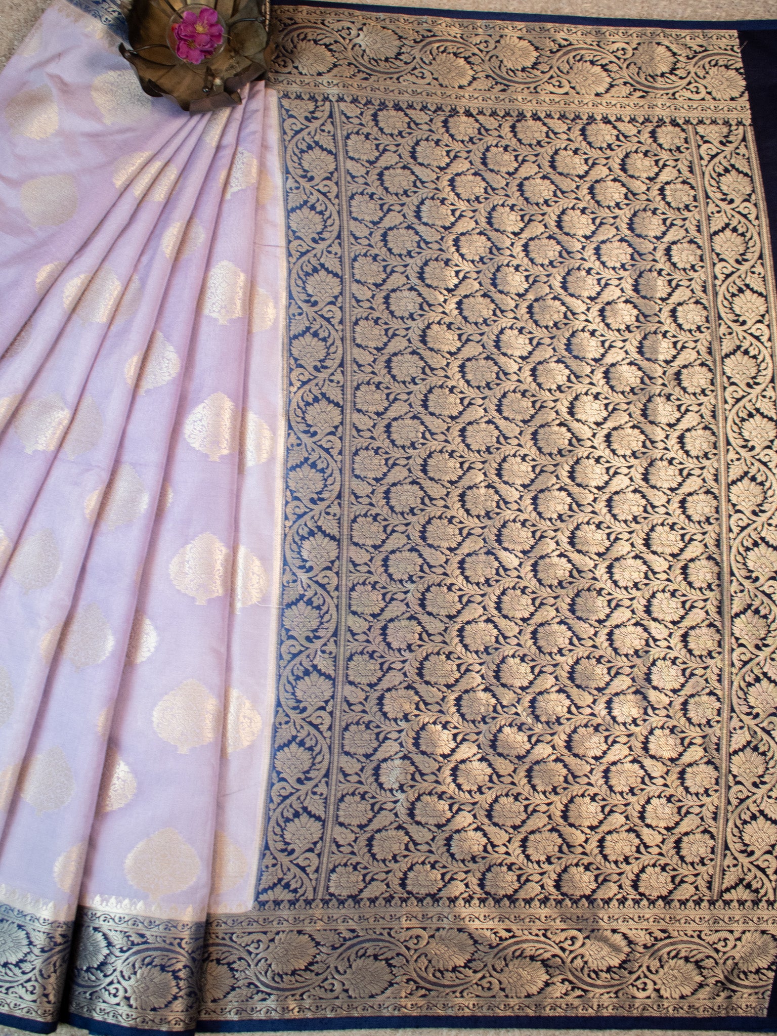 Banarasi Cotton Silk Saree With Zari Weaving & Contrast Border-Lavender