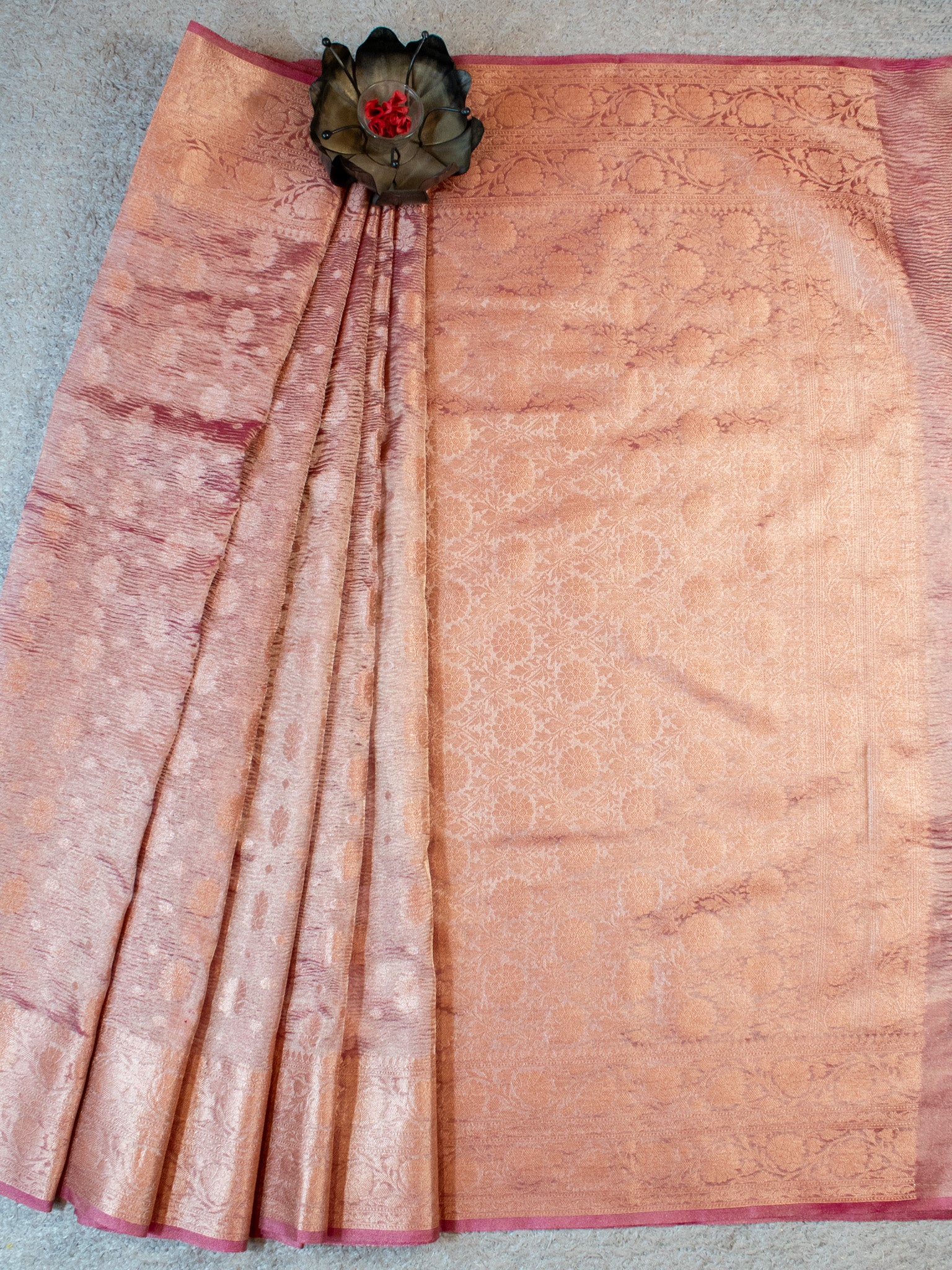 Banarasi Crushed Tissue Saree With Buti & Zari Border-Pink