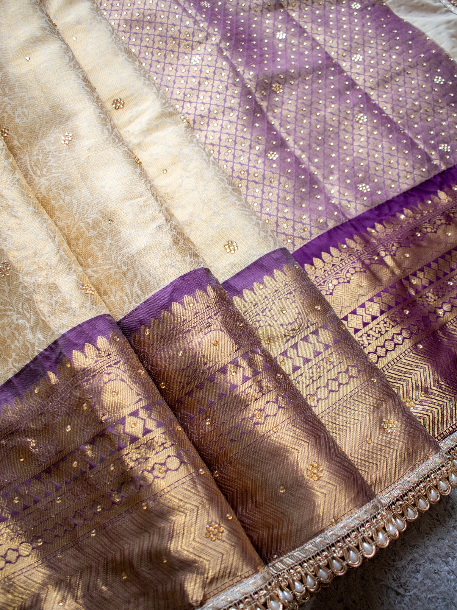 Banarasi Tissue Saree with Zari Weaving & Contrast Border With Lace- Beige