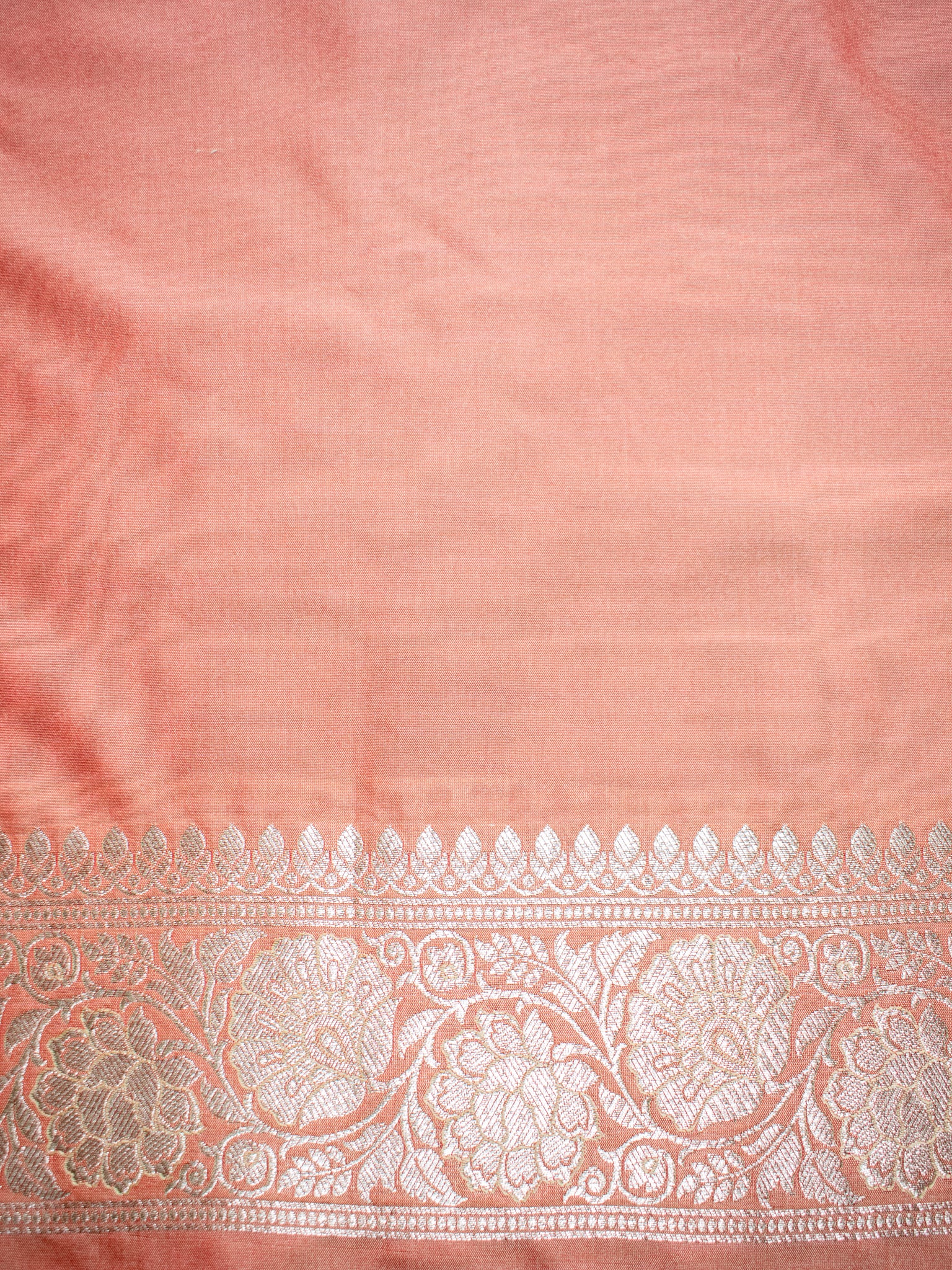 Banarasi Art Katan Silk Saree With Zari Buta Weaving & Tanchoi Weaving & Lace Border-Peach