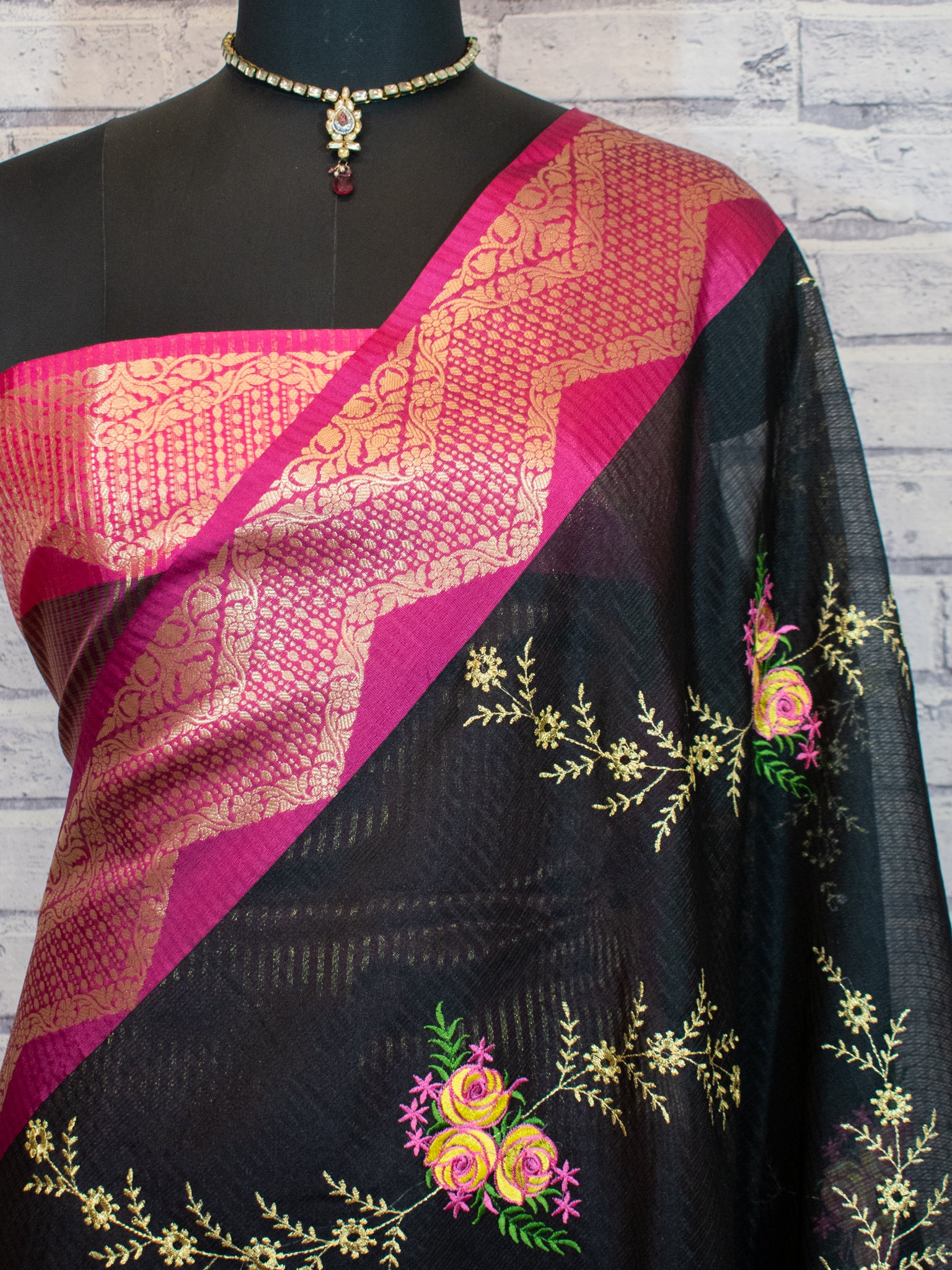 Banarasi Kota Check Saree With Embroidery & Border - Black