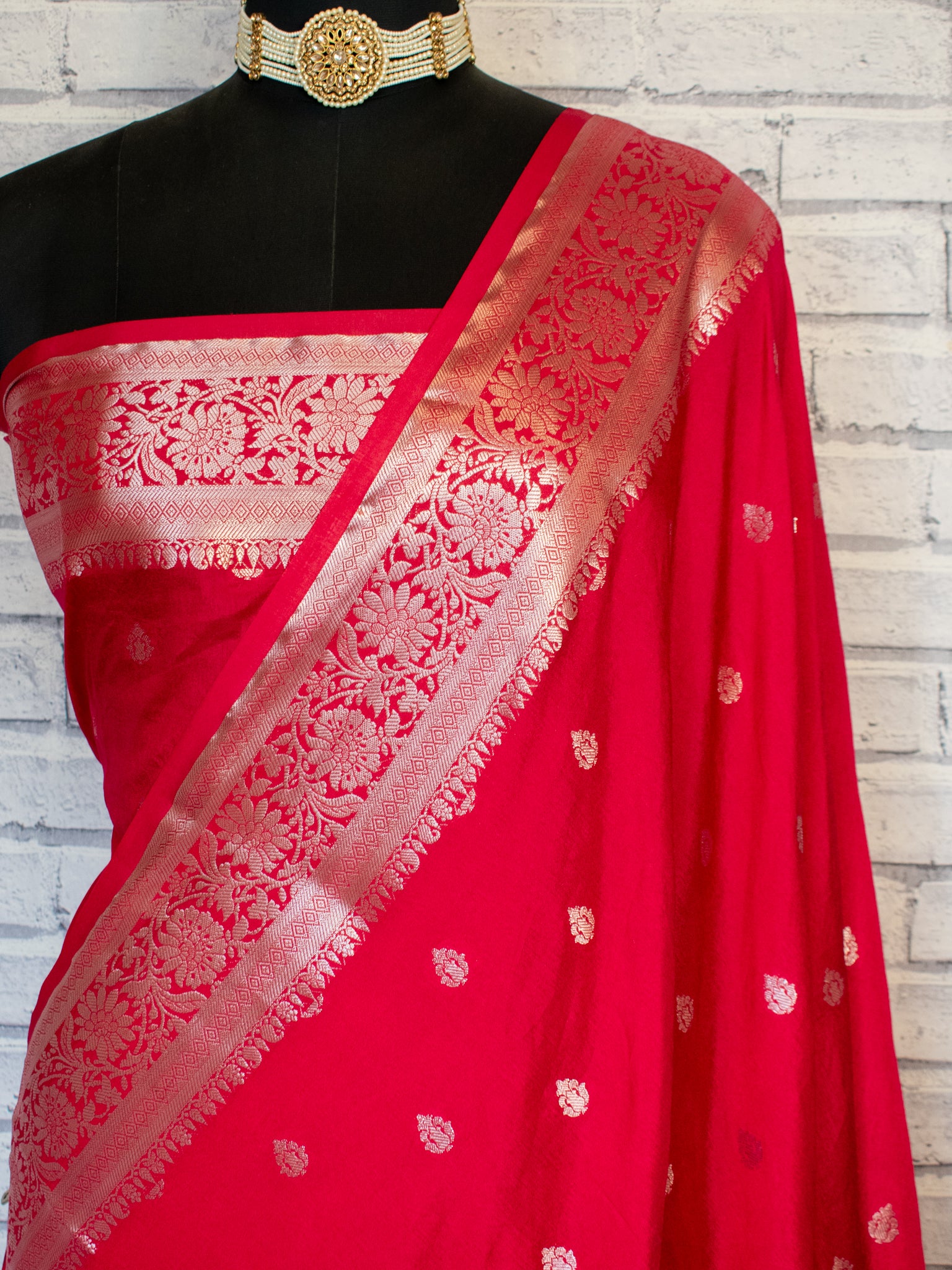 Banarasi Cotton Silk Saree With Silver Zari Buti & Border-Strawberry Pink
