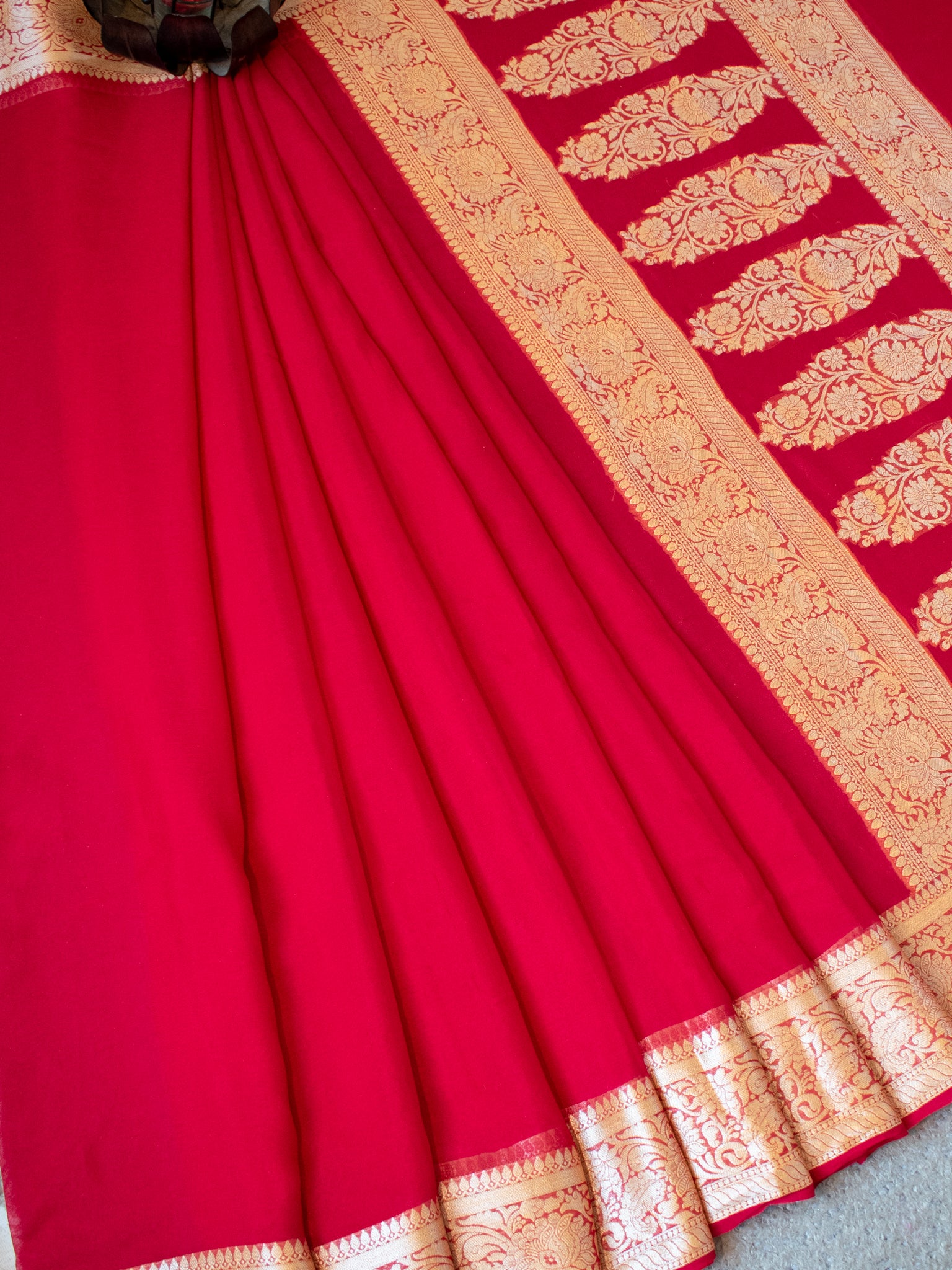 Banarasi Pure Chiffon Saree With Resham Weaving Border - Red