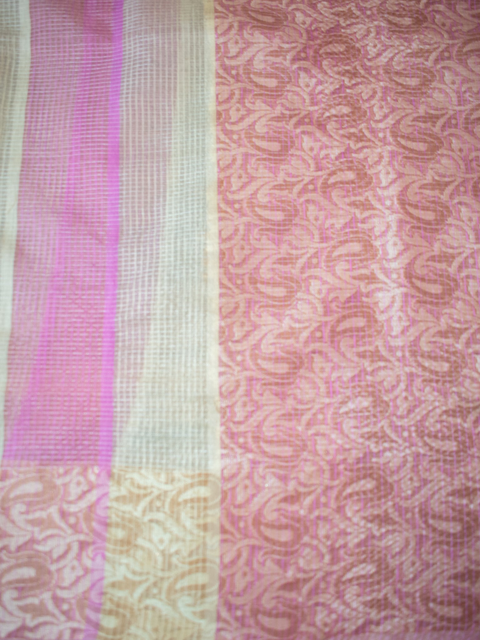 Banarasi Kota Check Saree with Resham Weaving Border- Pink
