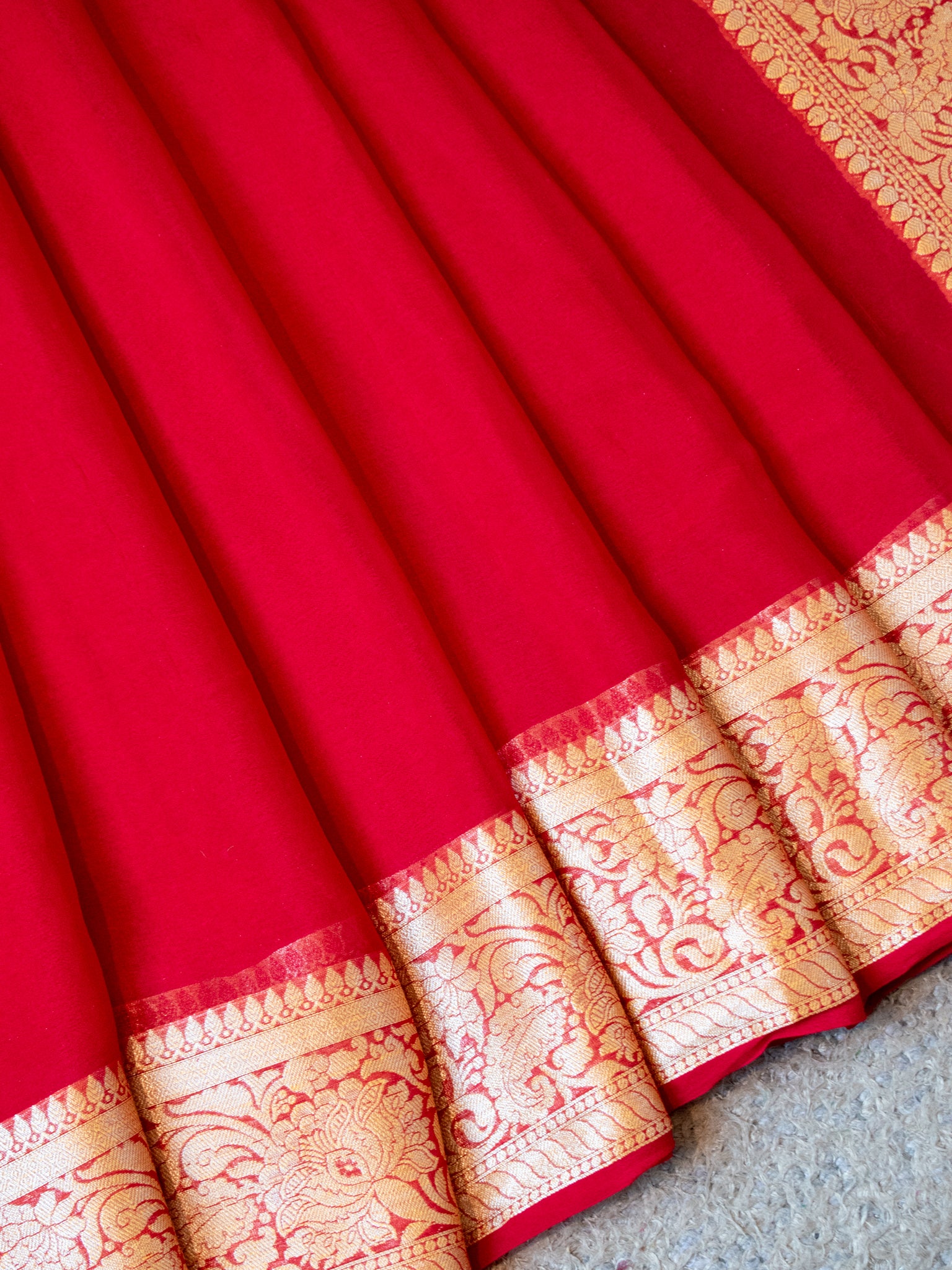Banarasi Pure Chiffon Saree With Resham Weaving Border - Red