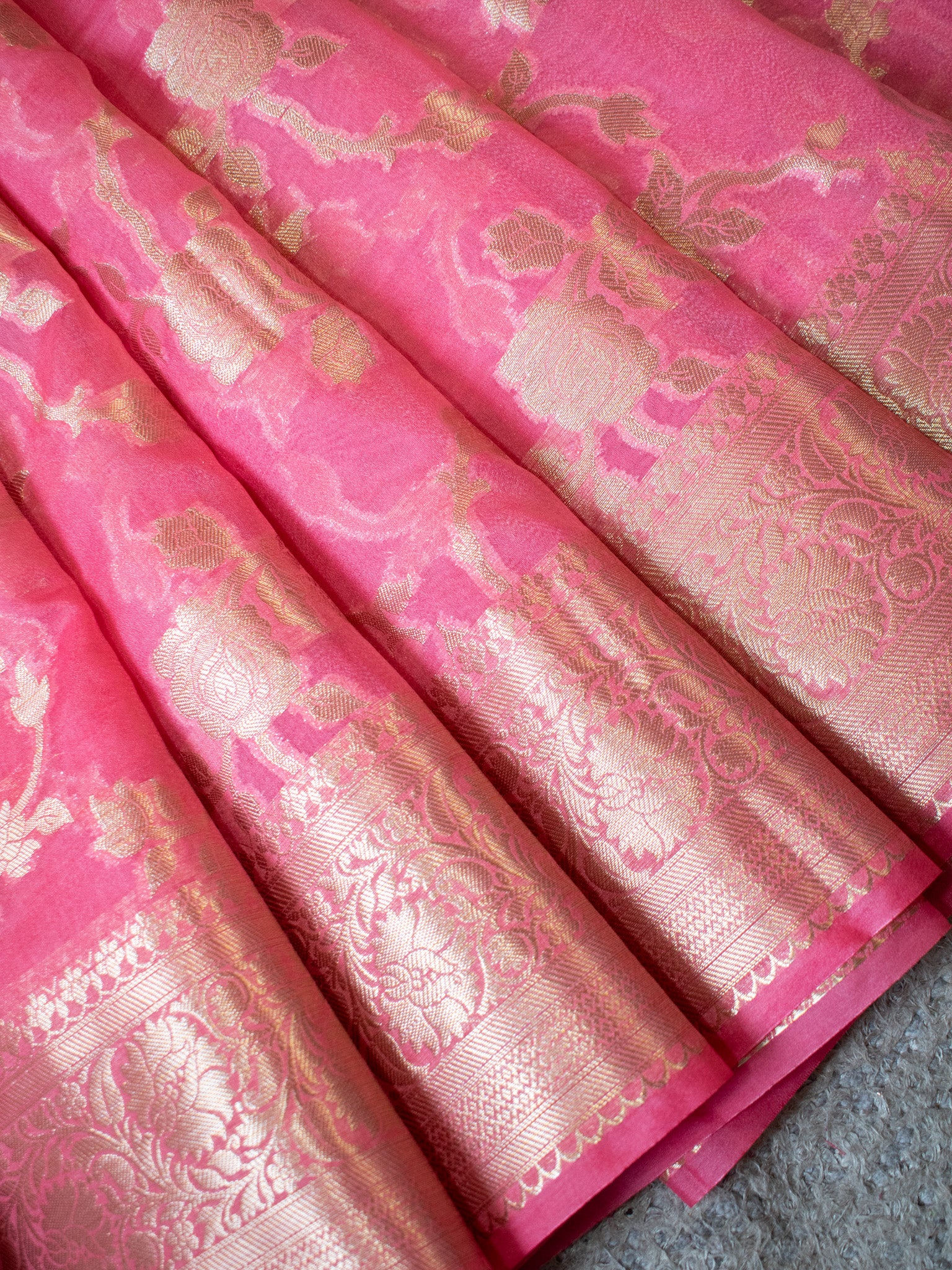 Banarasi Cotton Silk Saree With Silver Zari Jaal Weaving & Border-Pink