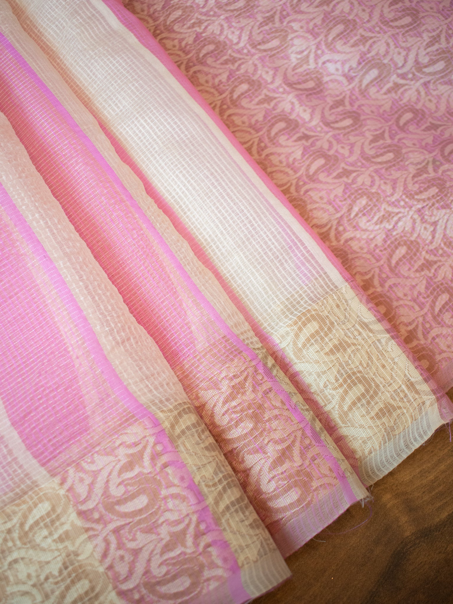 Banarasi Kota Check Saree with Resham Weaving Border- Pink