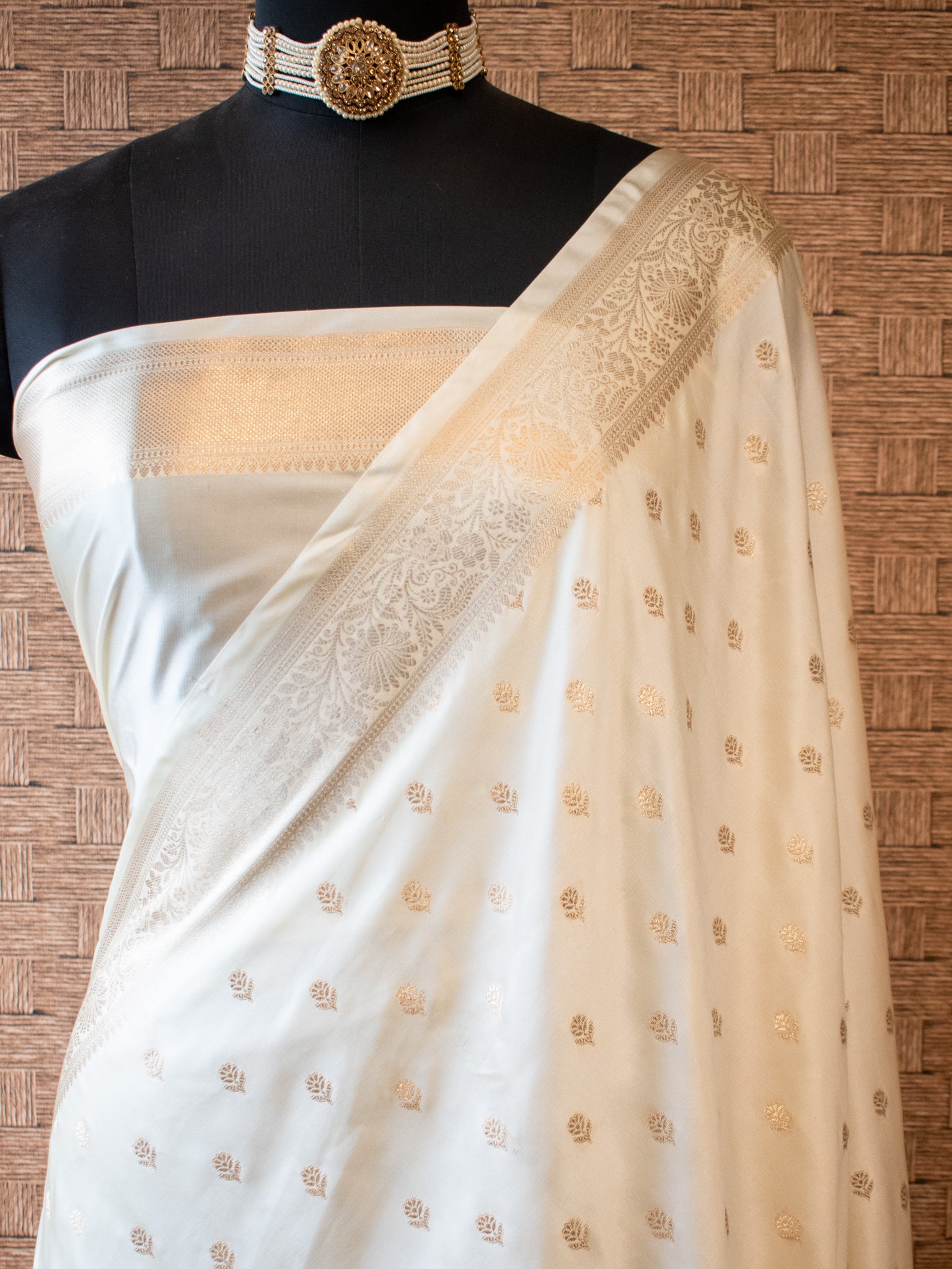 Banarasi Silk Saree With Buti Weaving & Border- Off White
