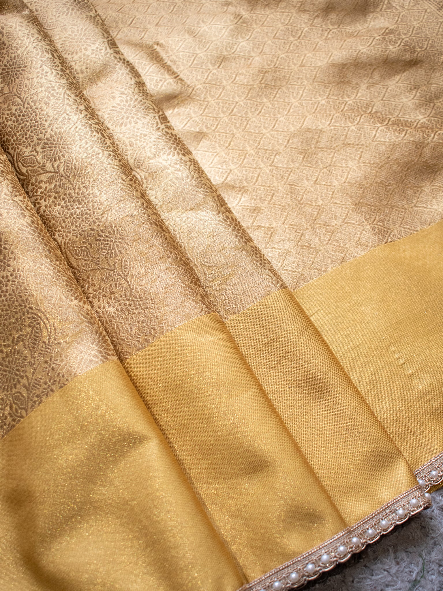 Banarasi Soft Tissue Saree With Floral Zari Weaving & Lace Border - Gold