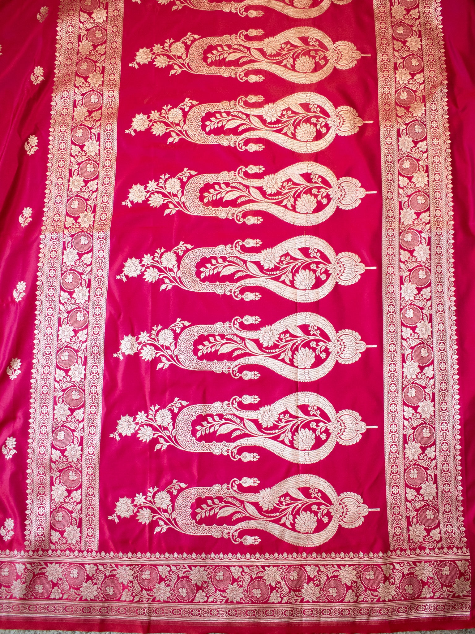 Banarasi Mashru Silk Saree With Buti & Border- Magenta