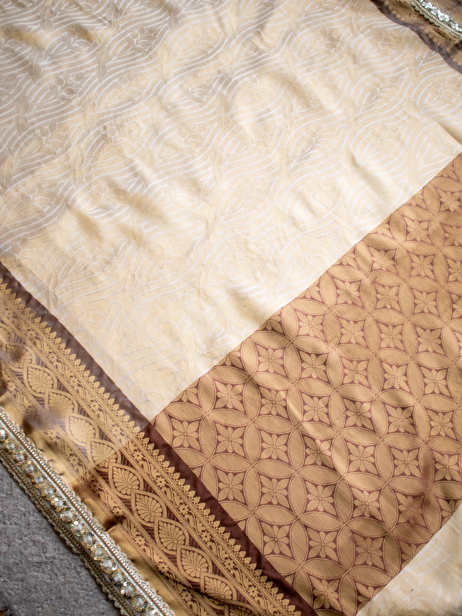 Banarasi Tissue Saree with Zari Weaving & Contrast Border With Lace- Beige