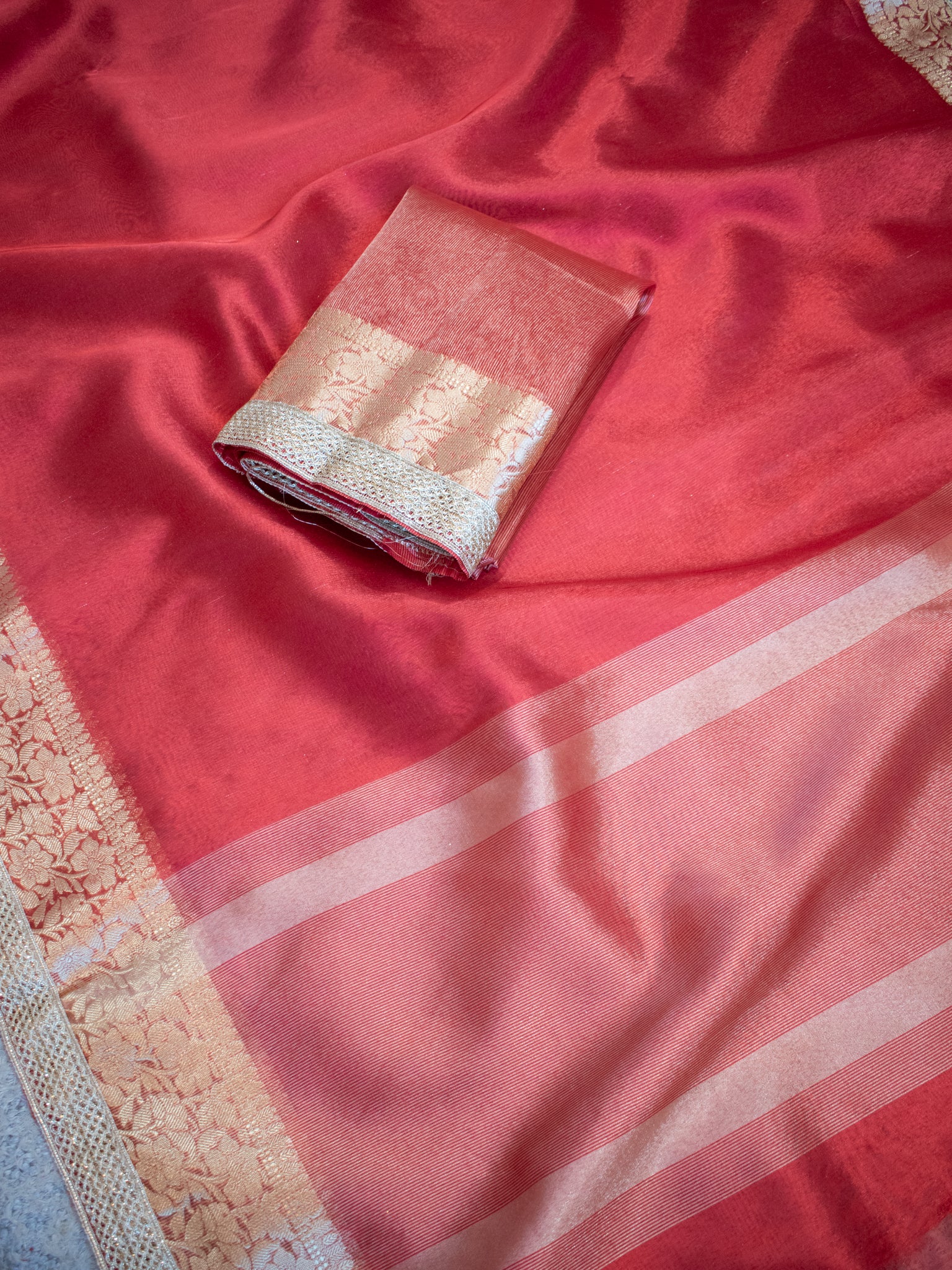 Banarasi Tissue Saree With Lace Border- Red