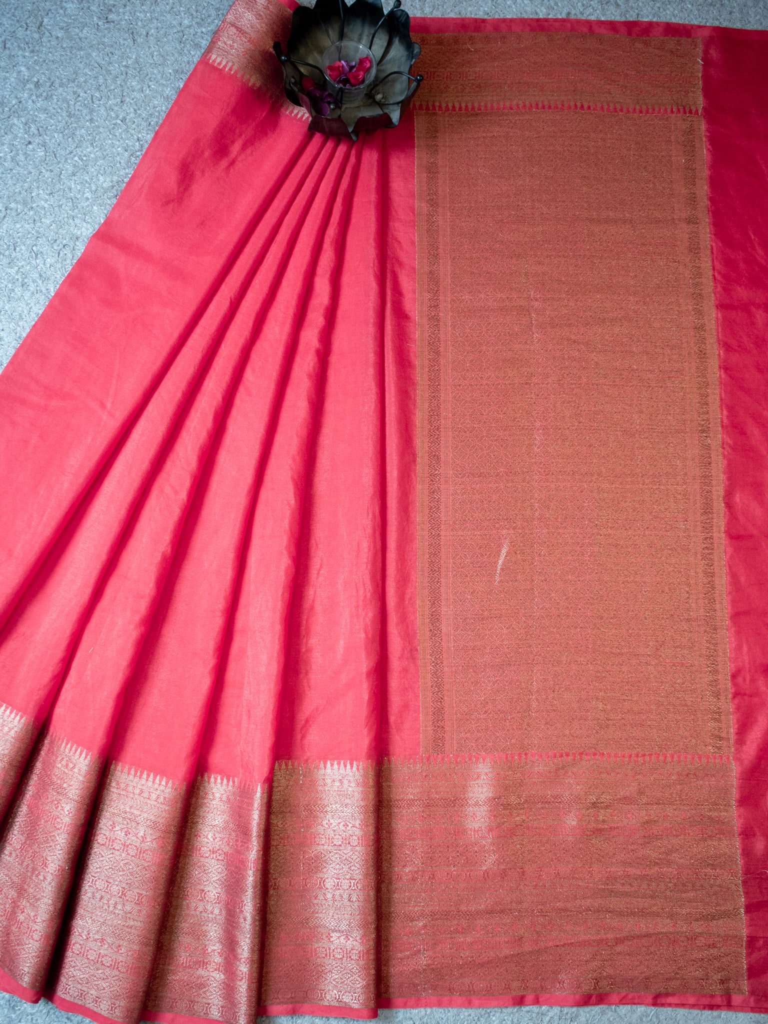 Banarasi Semi Silk Saree With Zari Weaving & Skirt Border-Red