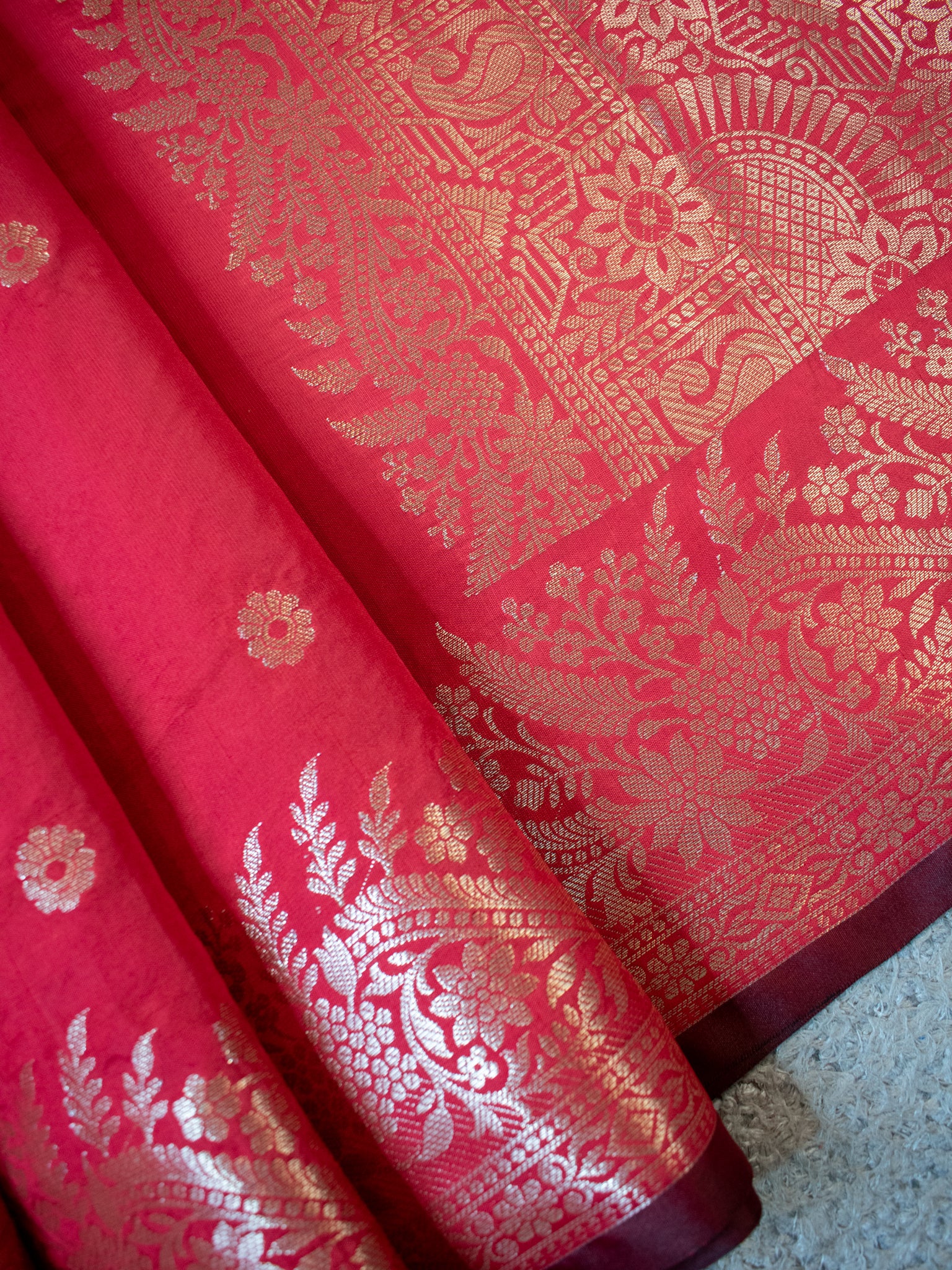 Banarasi Semi Katan Silk Saree With Border- Red