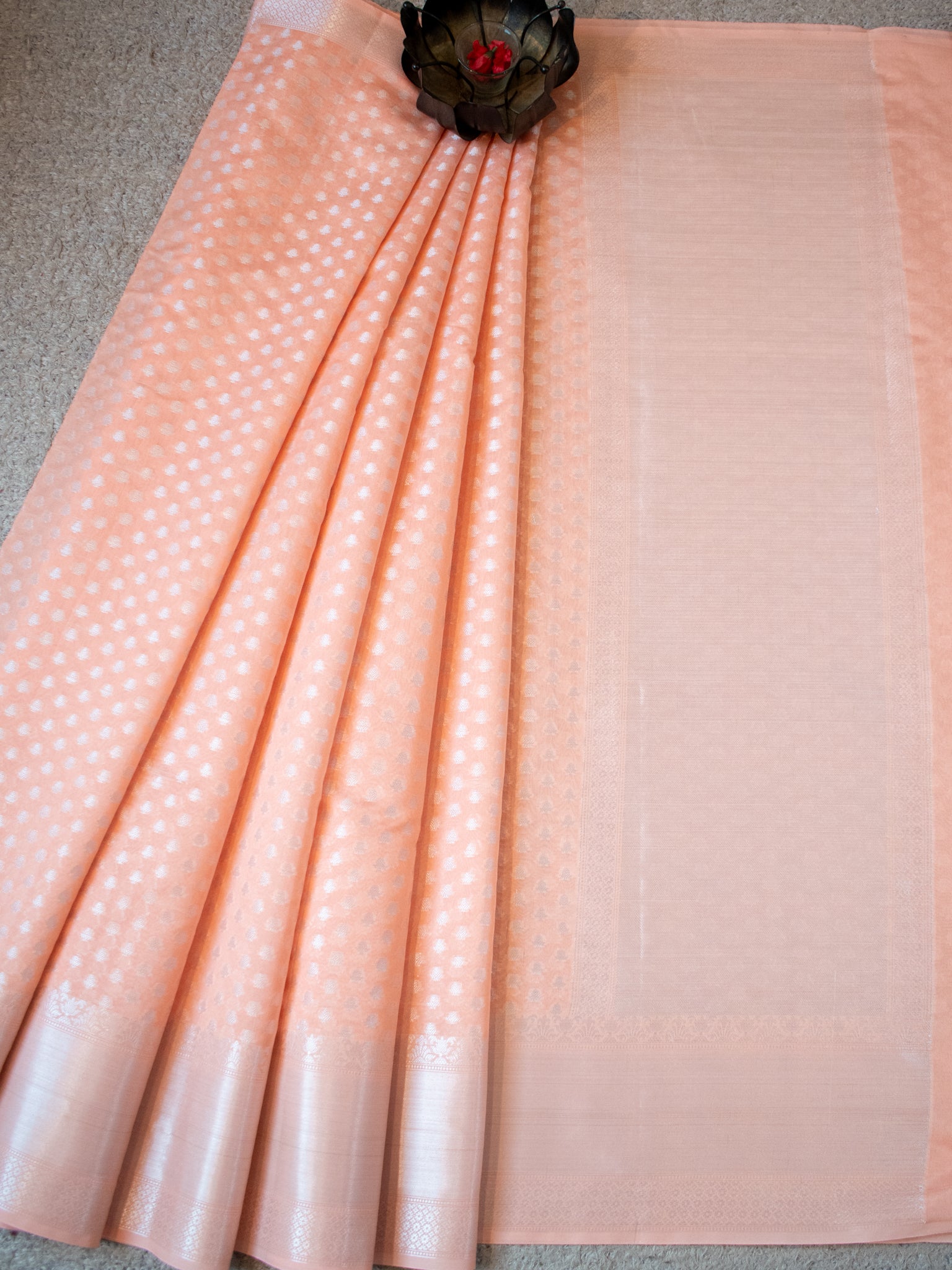 Banarasi Cotton Silk Saree With Silver Zari Buti Weaving & Border - Peach