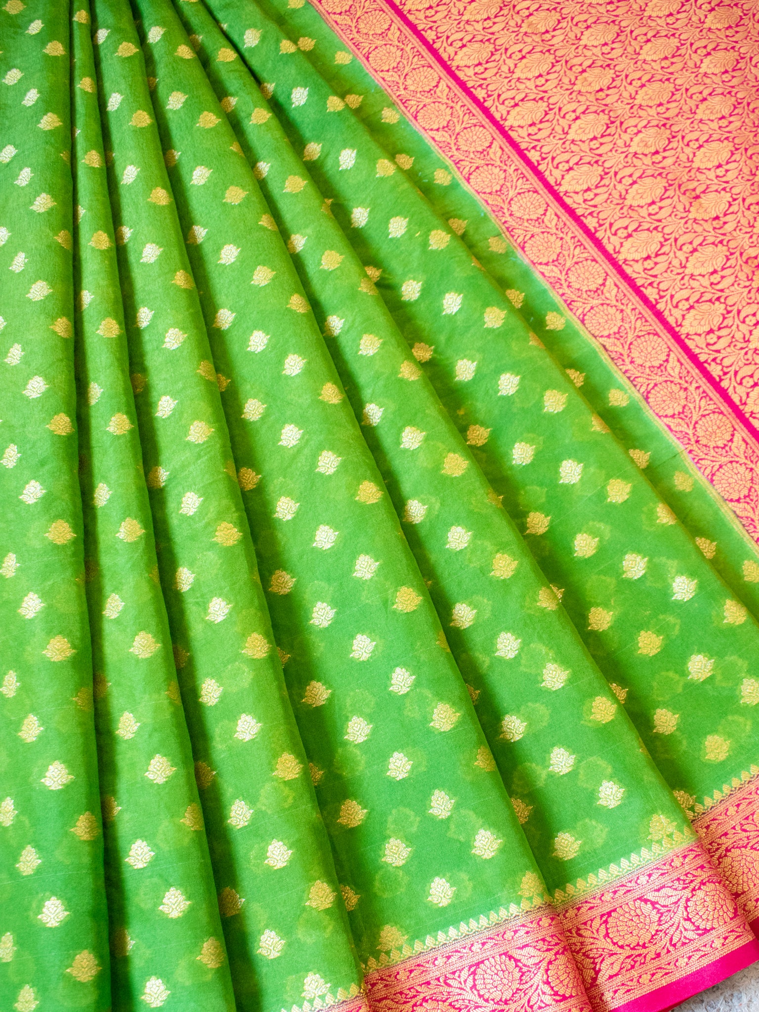 Banarasi Semi Georgette Saree With Resham Weaving & Contrast Border- Green