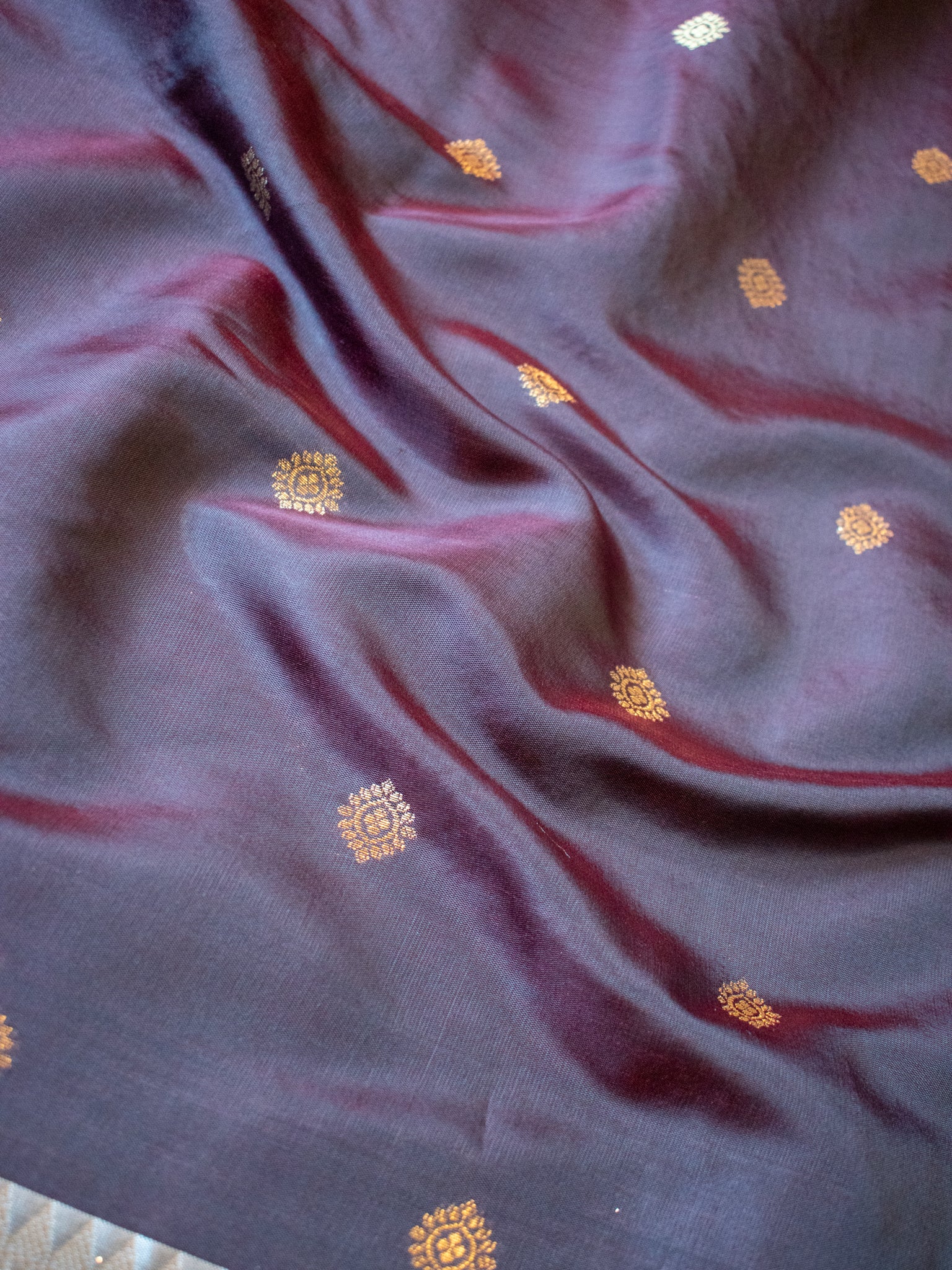 Banarasi Cotton Silk Shaded Saree with Zari Buti Weaving - Grey