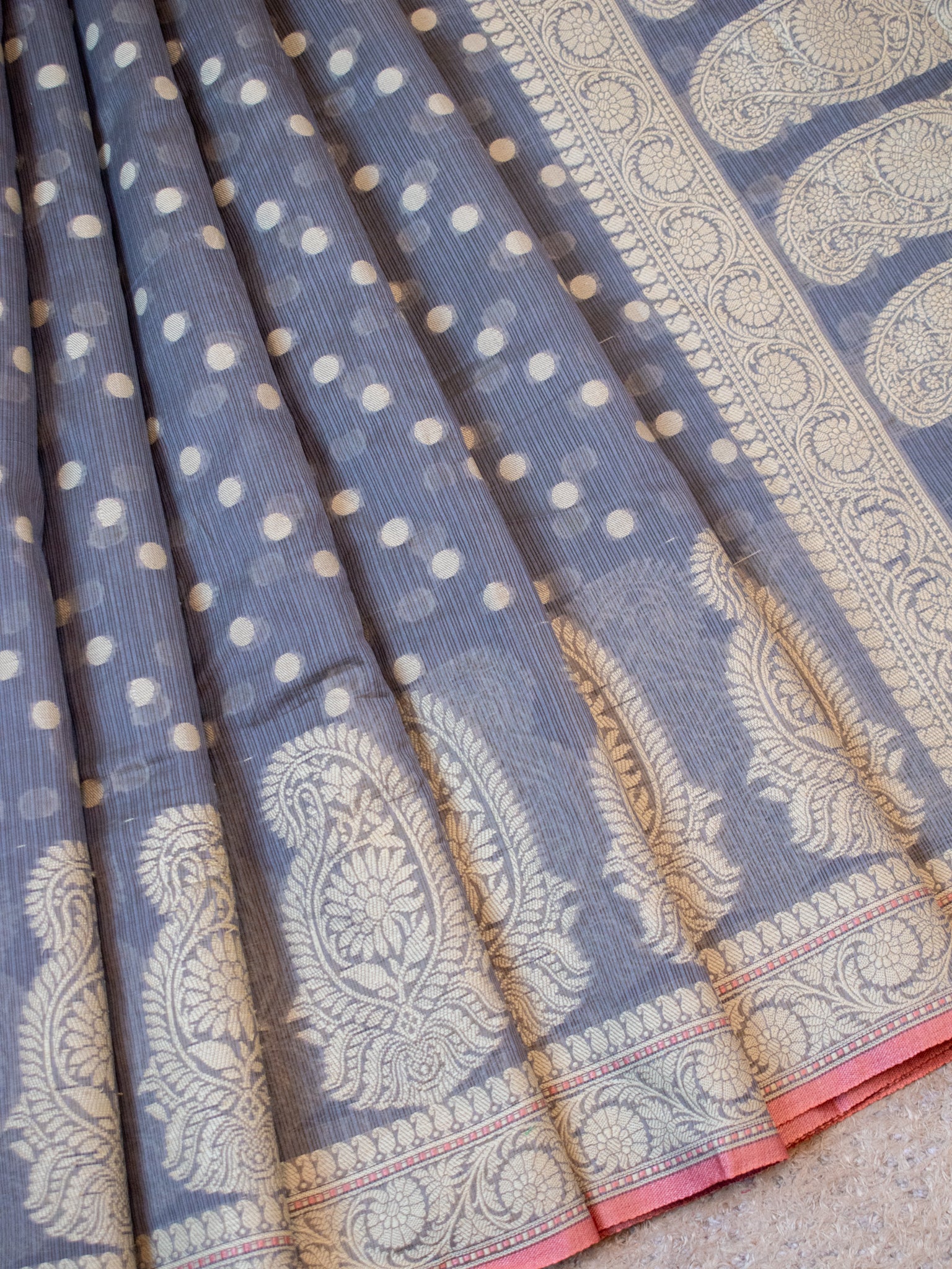 Banarasi Cotton Saree With Resham Buti Weaving & Border- Grey