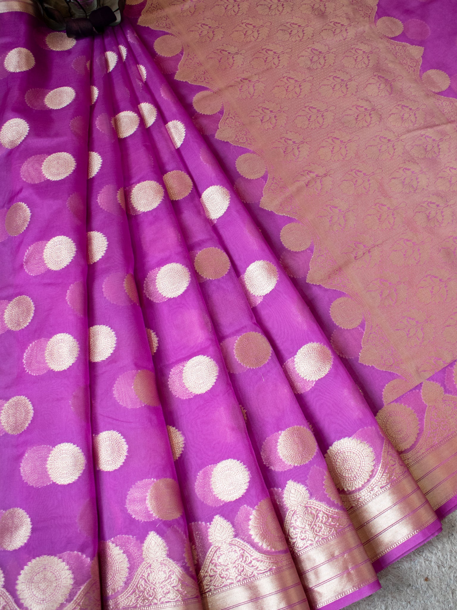 Banarasi Organza Mix Saree With Zari Border - Lavender